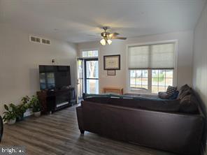 CRUMPTON - Residential