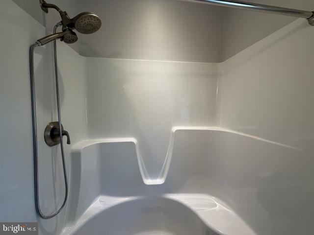 CRUMPTON - Residential