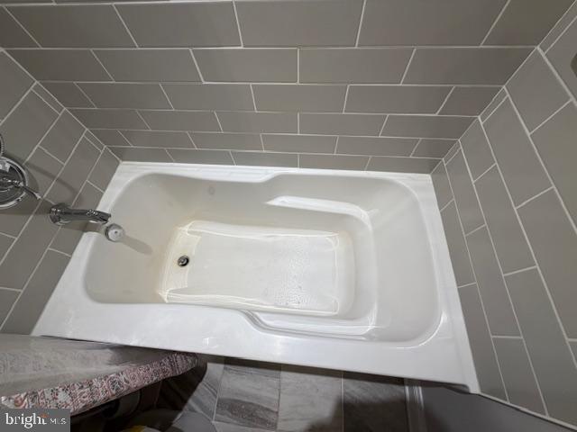 CRUMPTON - Residential