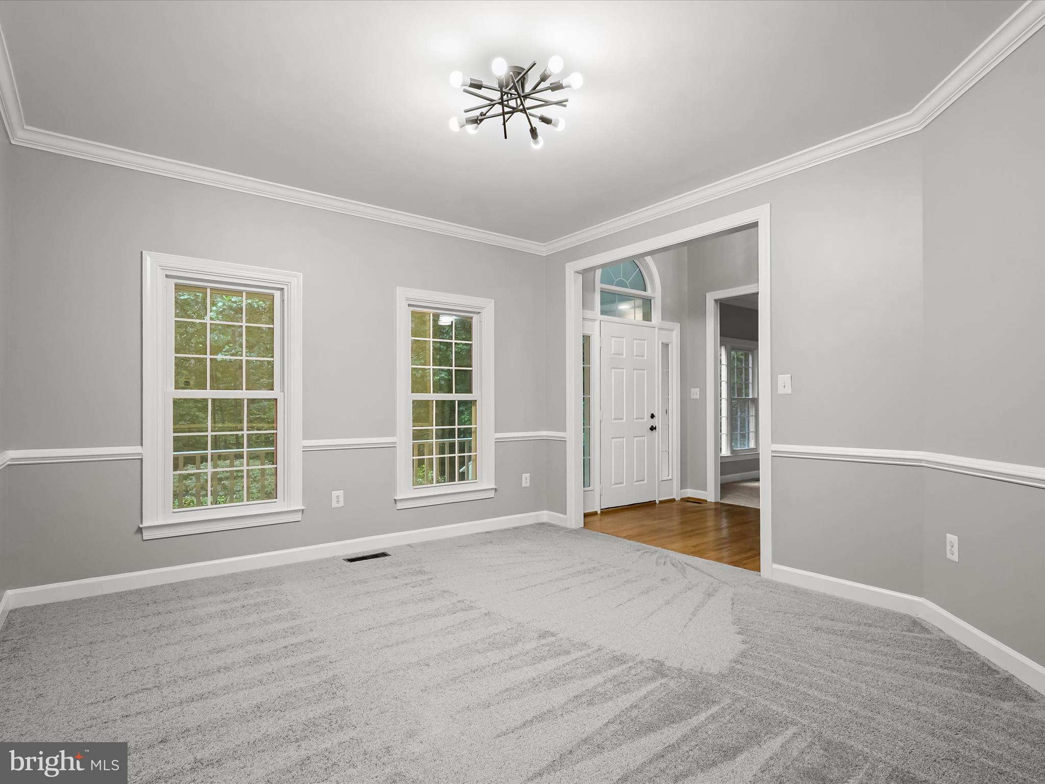 PALISADES POINTE - Residential