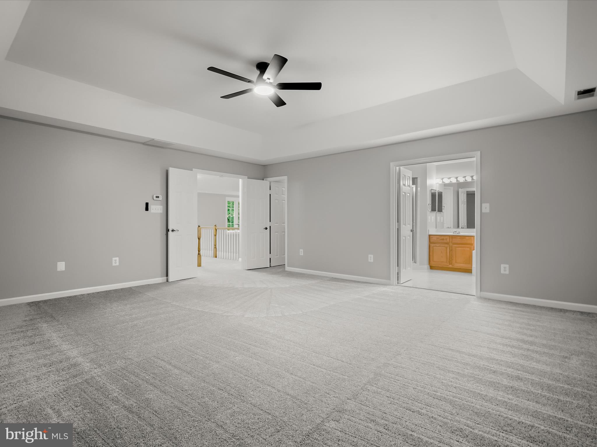 PALISADES POINTE - Residential