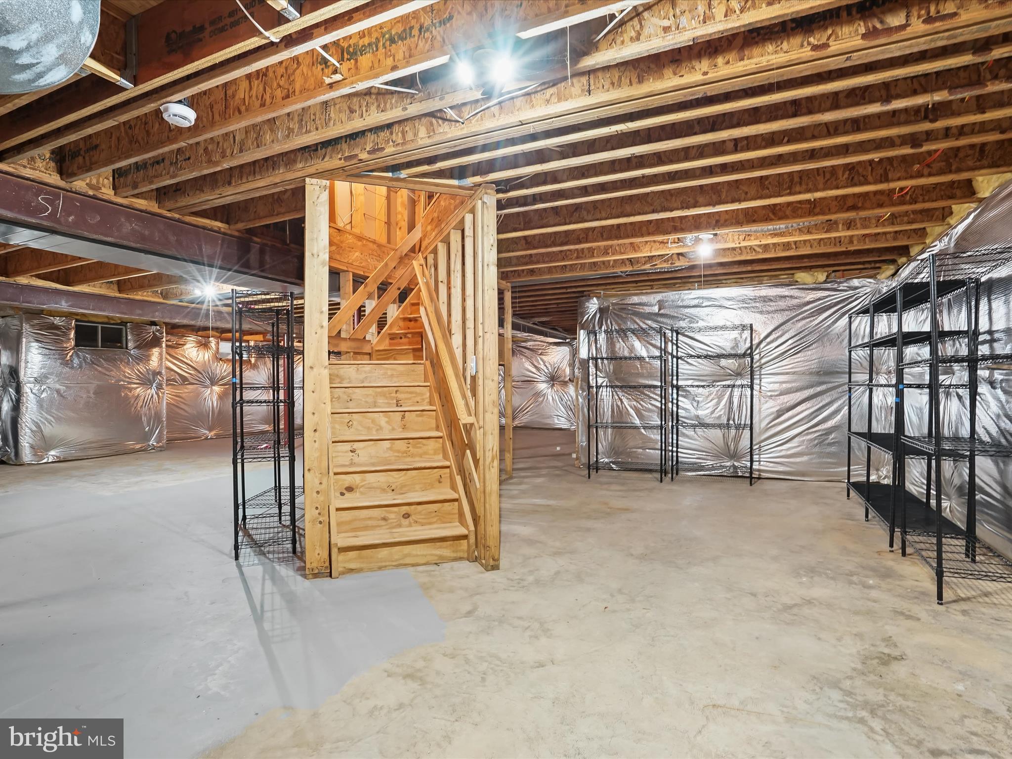 PALISADES POINTE - Residential