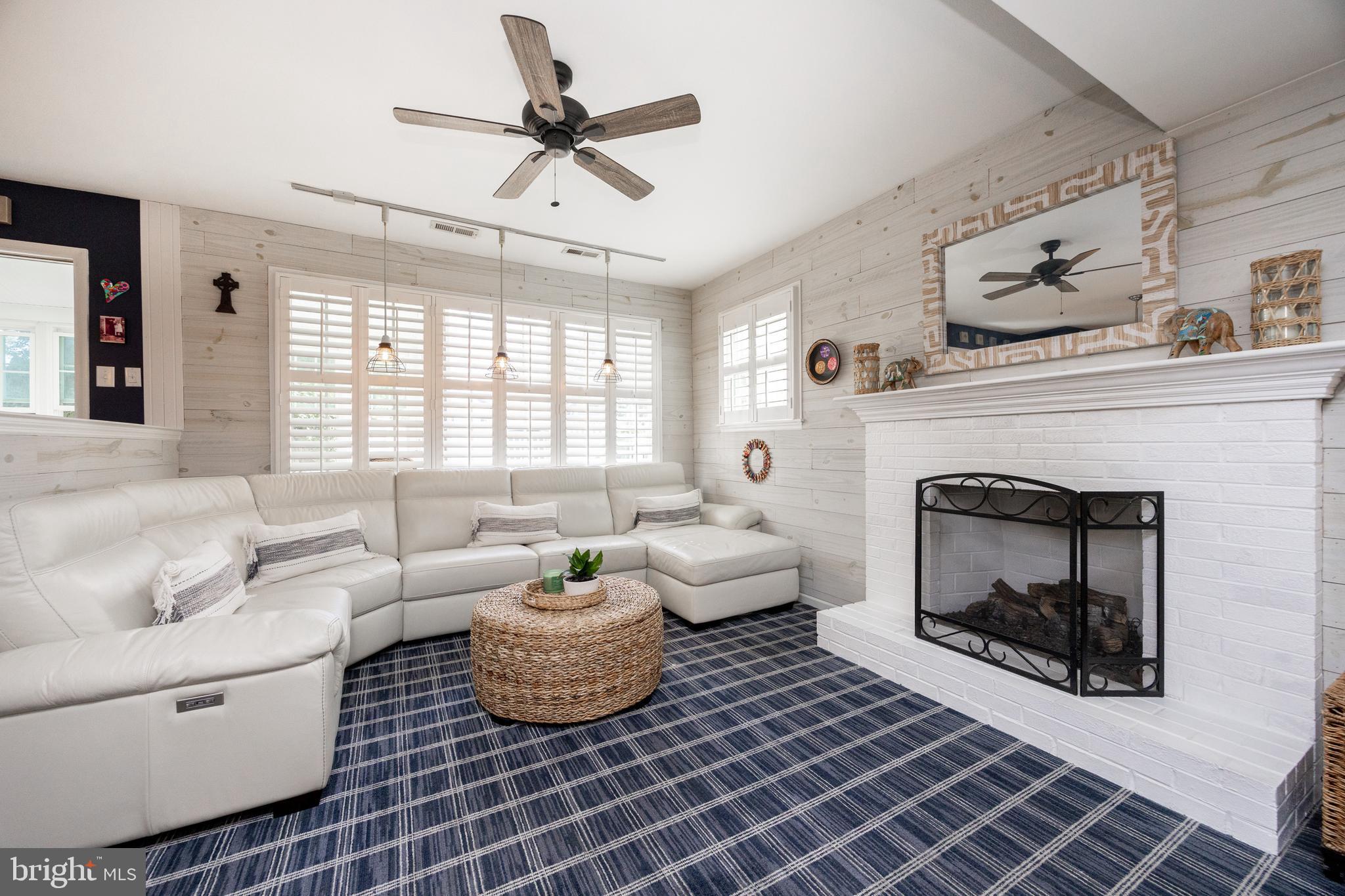 HERITAGE FARMS - Residential