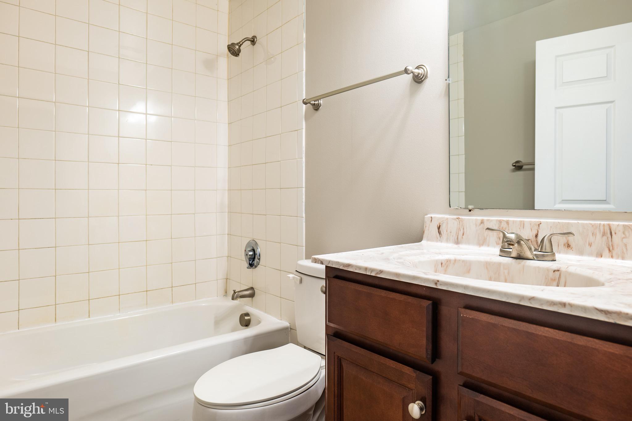 LAKE ARROWHEAD - Residential