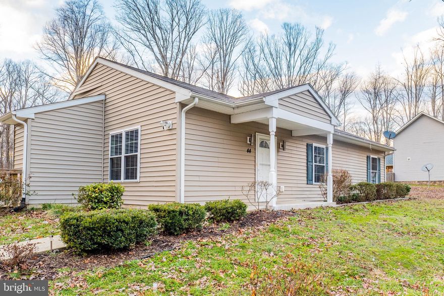 Move in Ready 4Br 2Ba Rambler in the peaceful sought after Lake Arrowhead!  This home is nestled in a cul de sac with a large backyard for the kids to play.  Large Bedrooms with recent updates that include new flooring, new appliances, new countertops and so much more.