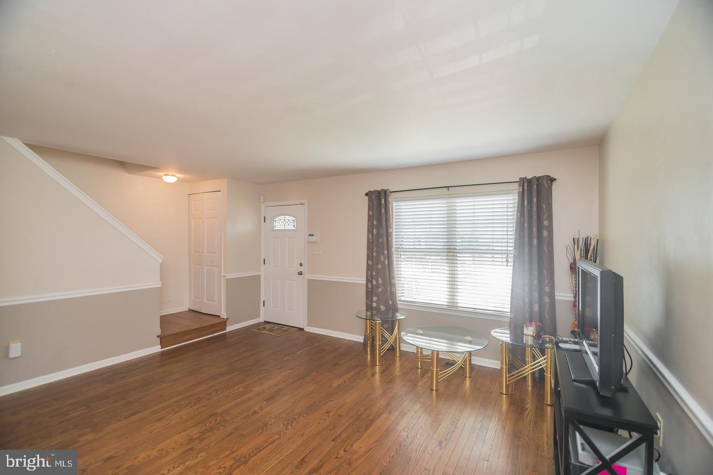 MONTCLAIR ST4 - Residential Lease