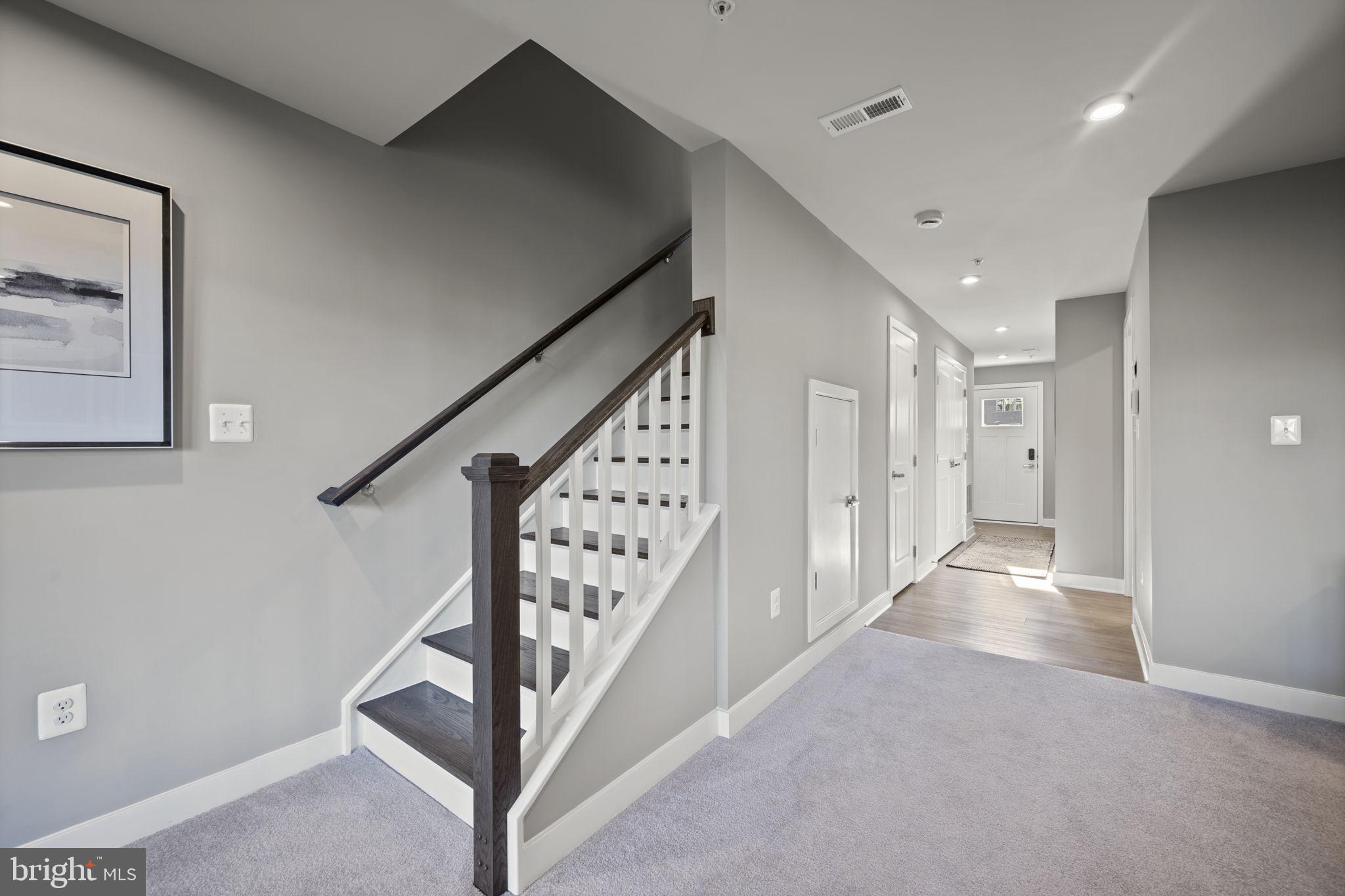 THE HIGHLANDS - Residential