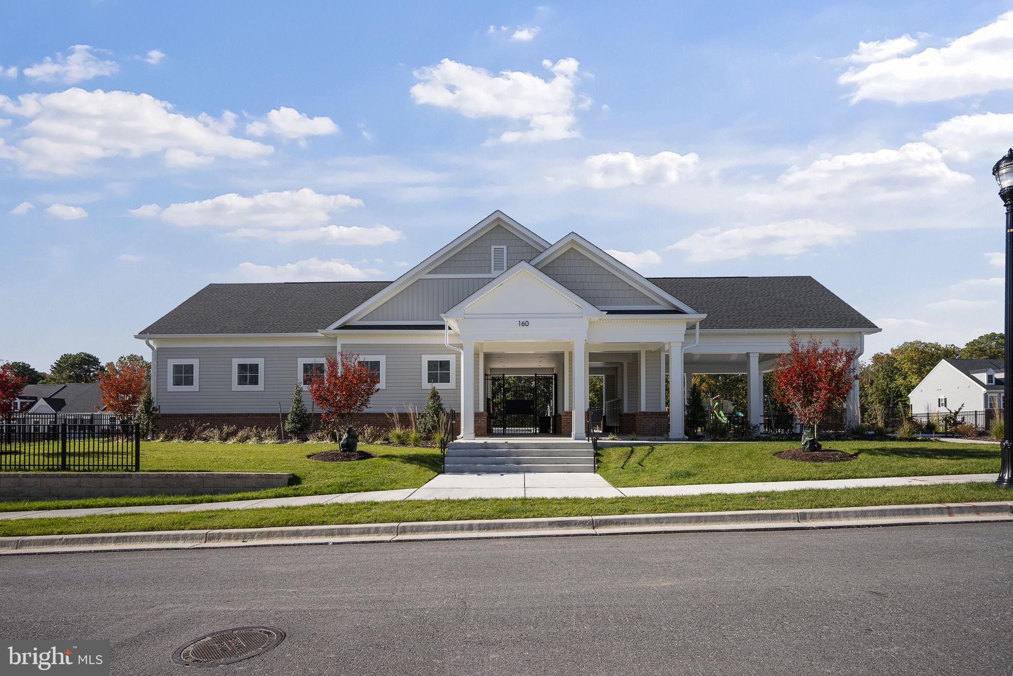 THE HIGHLANDS - Residential