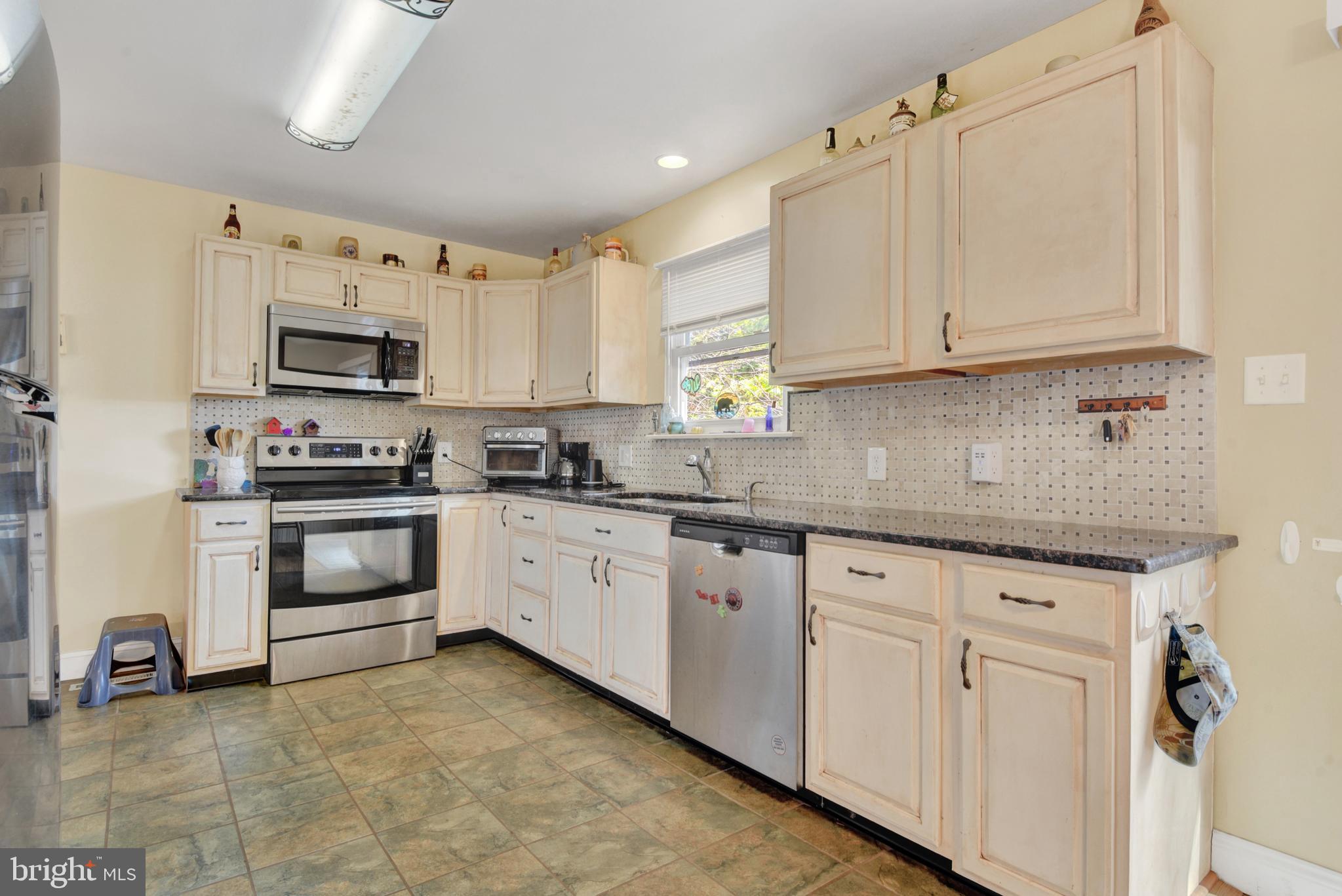 ALESIA HEIGHTS - Residential