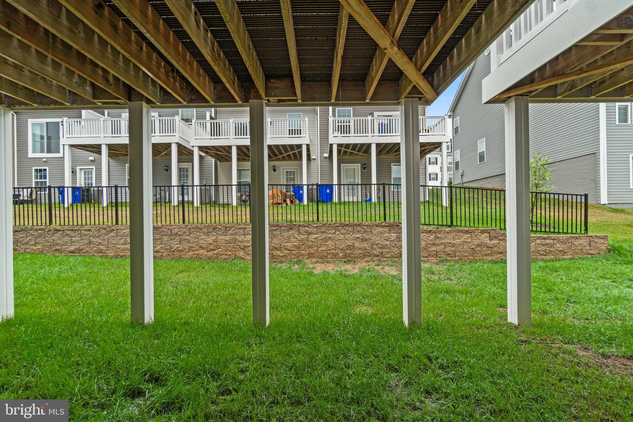 SYCAMORE RIDGE - Residential Lease