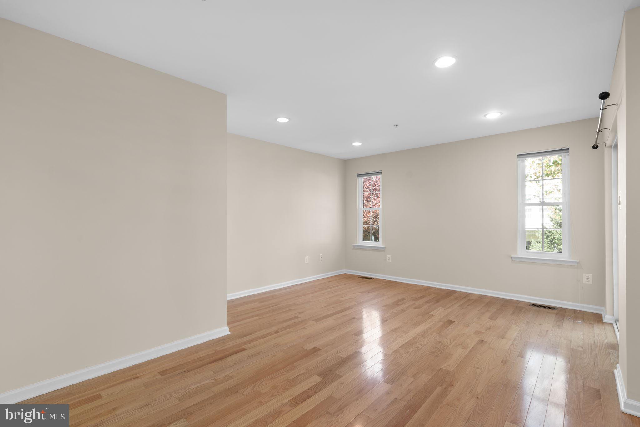 EMERSON - Residential Lease