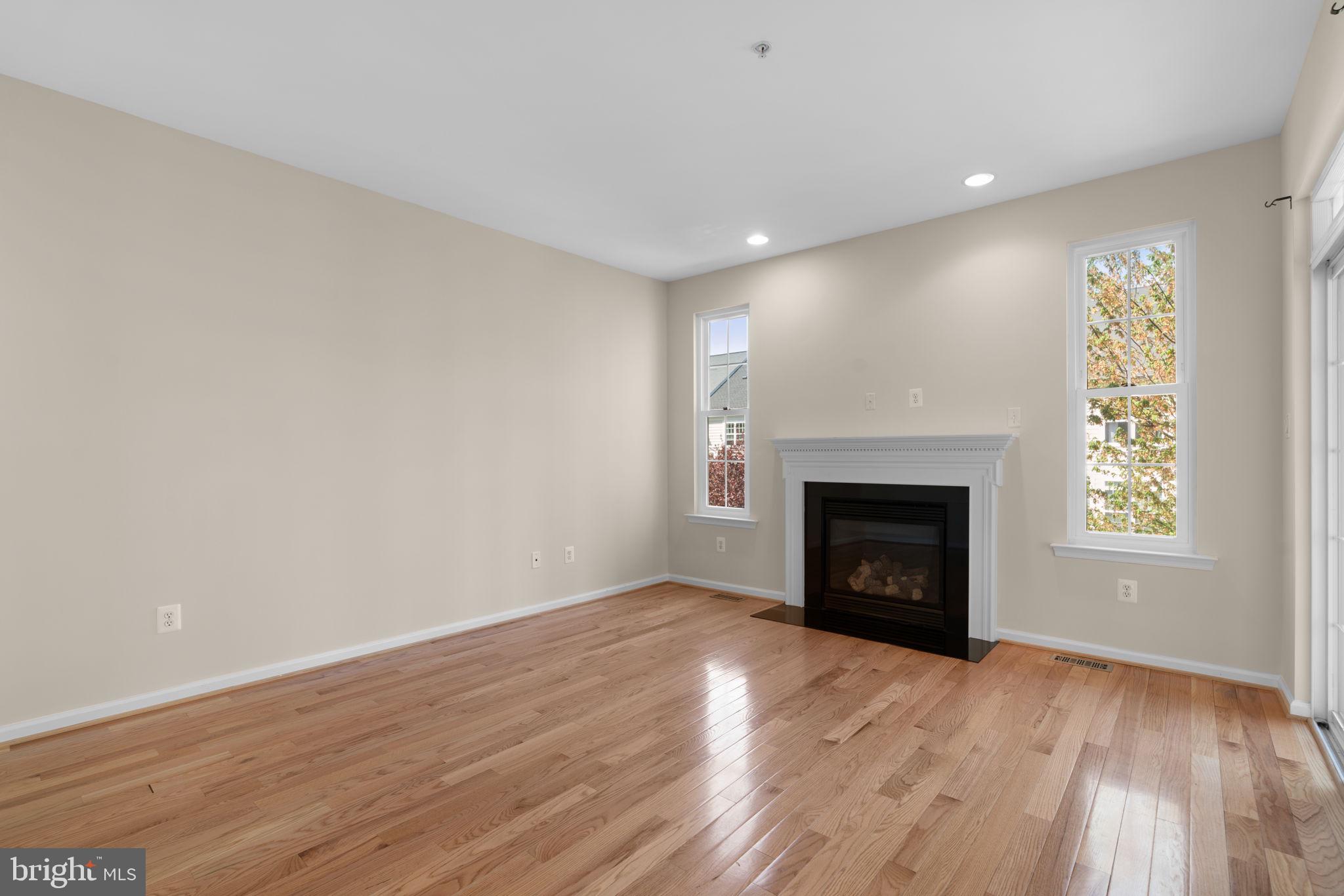 EMERSON - Residential Lease