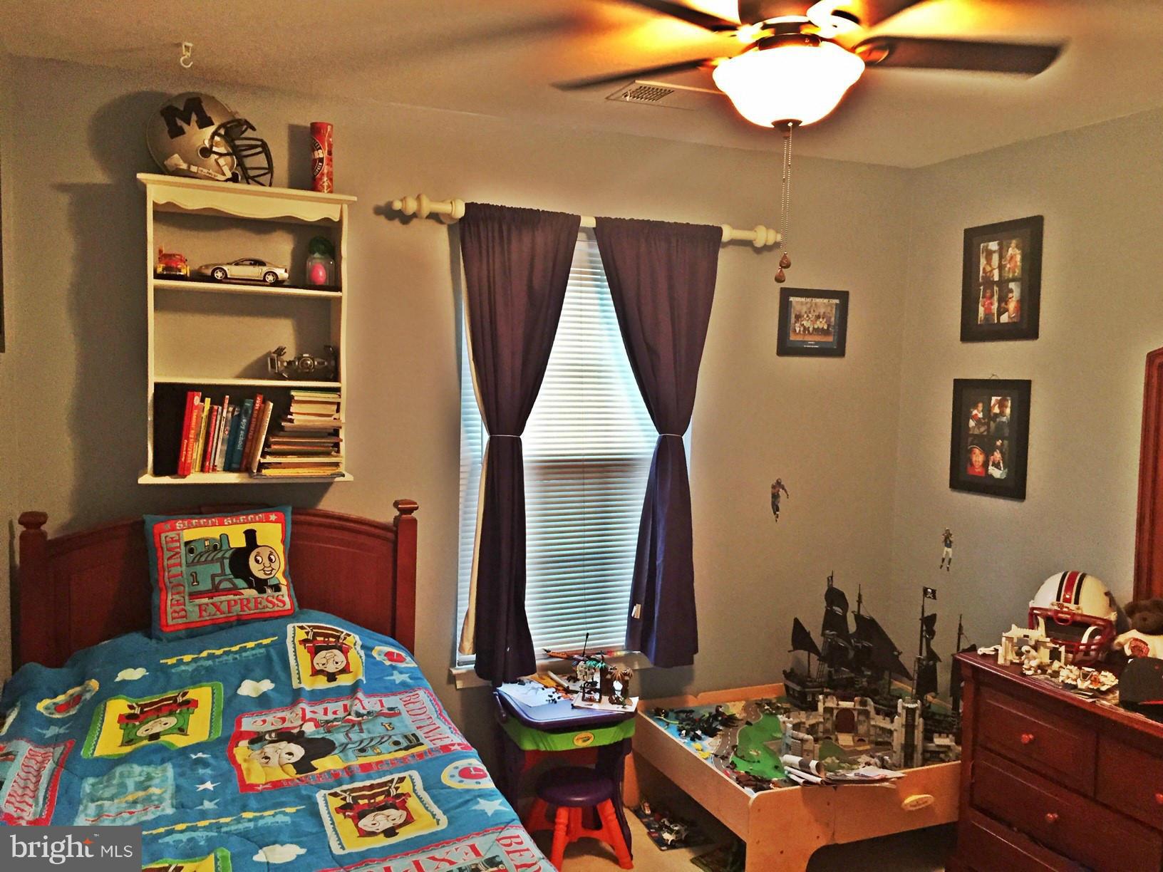 FAIR WOODS - Residential