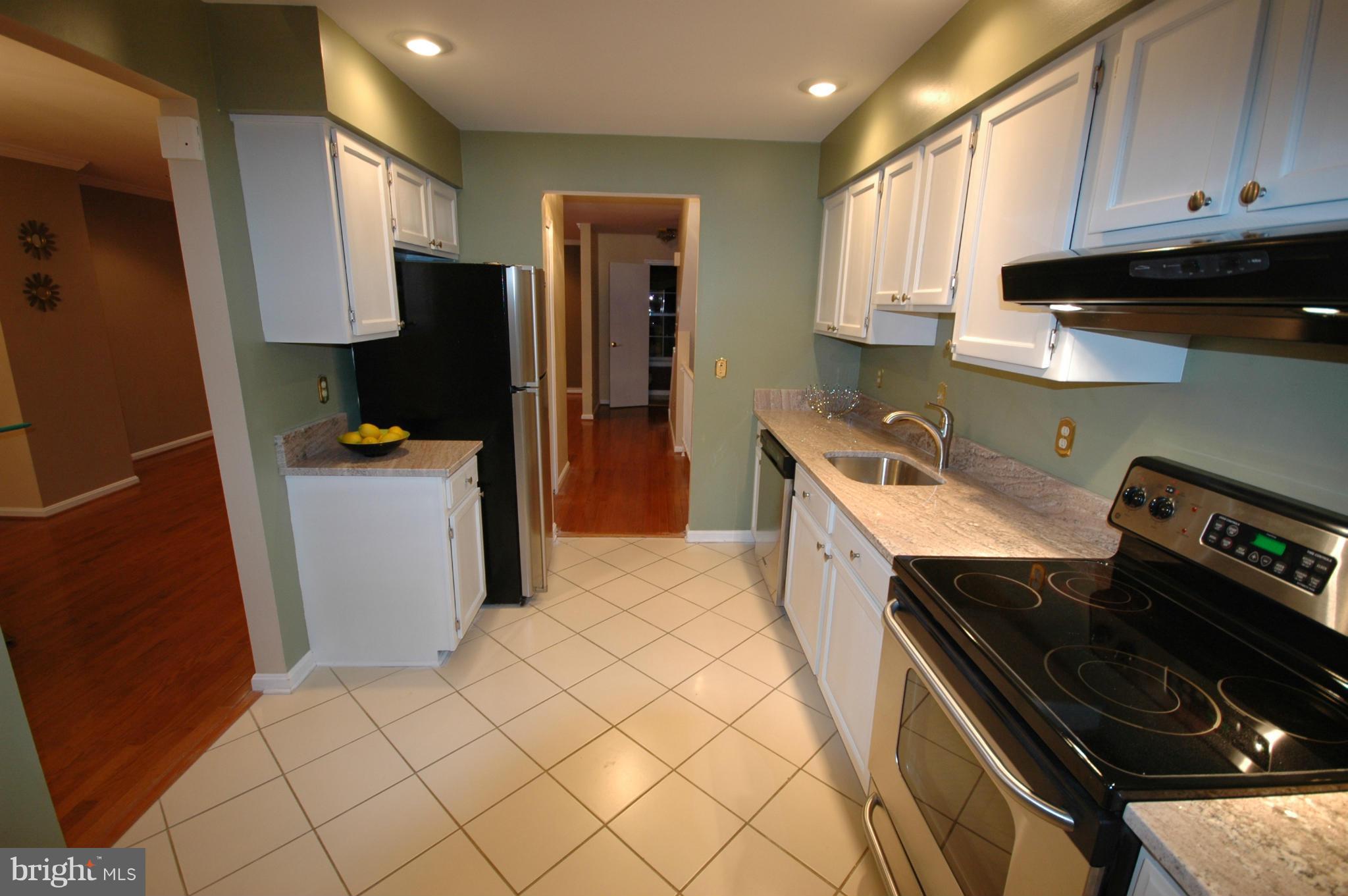 FAIR WOODS - Residential