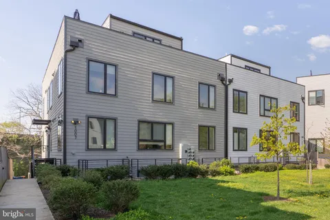 1007 Bryant Street NE Unit 6, Washington, DC MLS: DCDC2194792