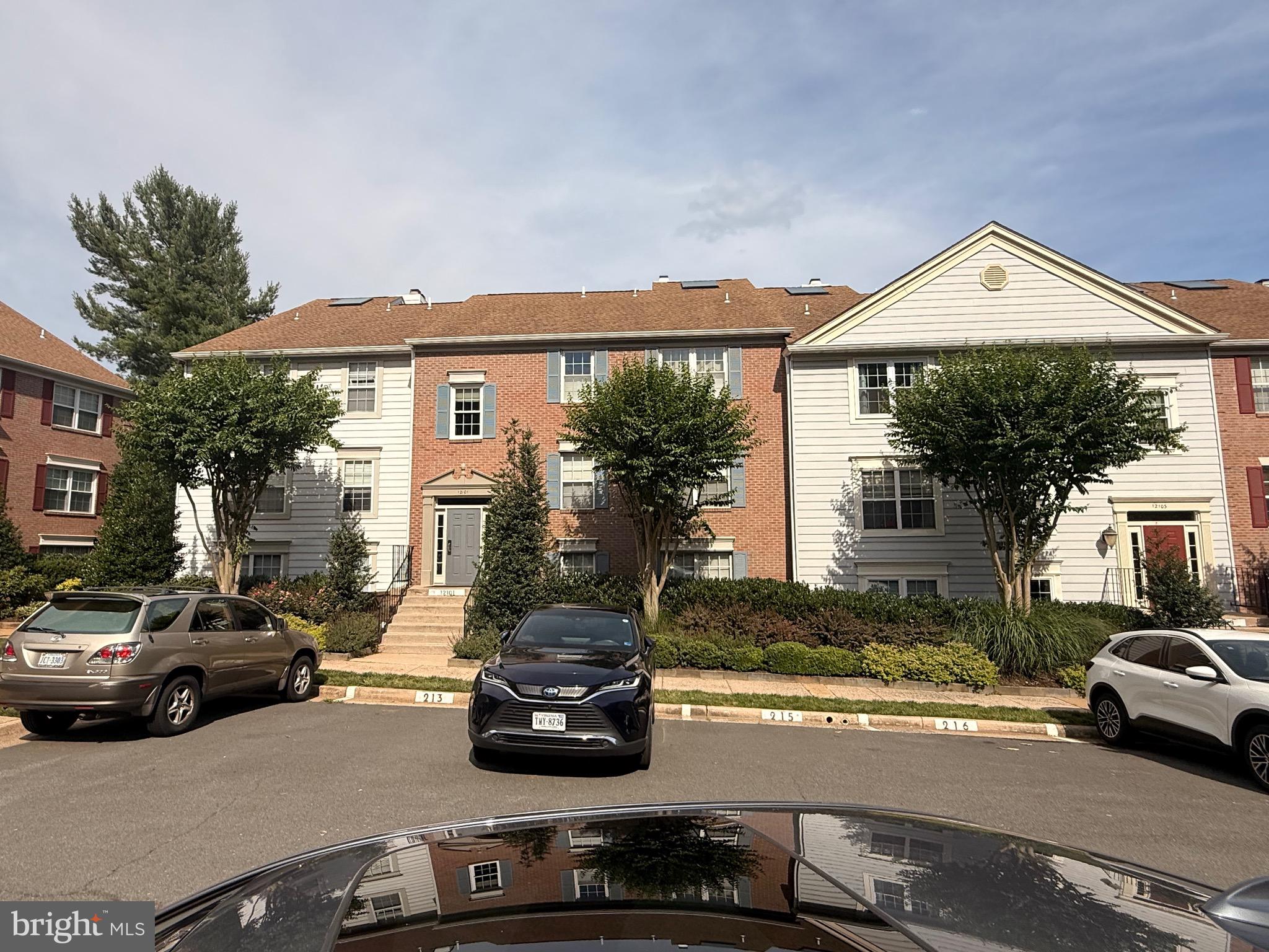 12101 GREENWOOD COURT 301