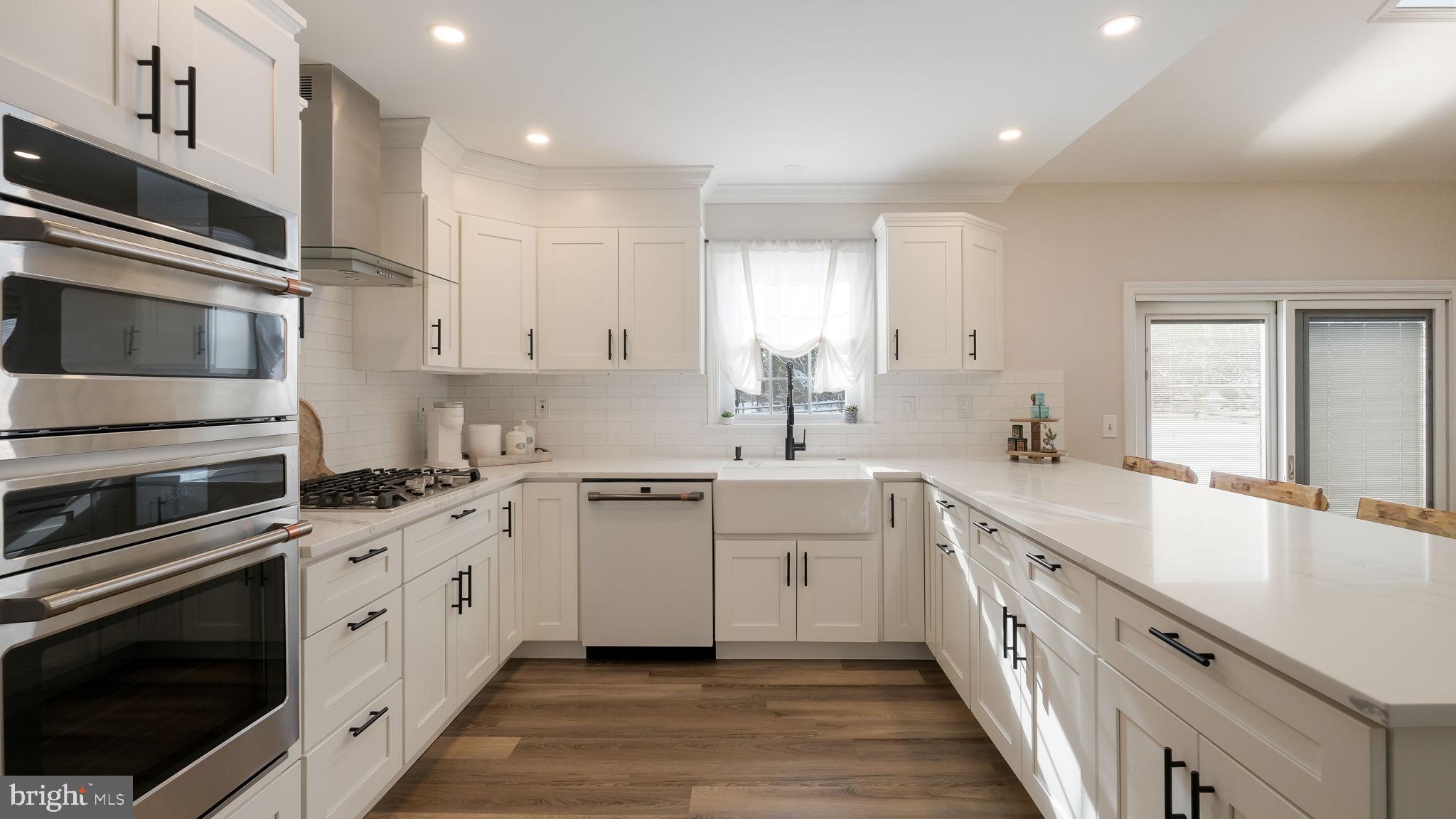 FAIRWAYS - Residential