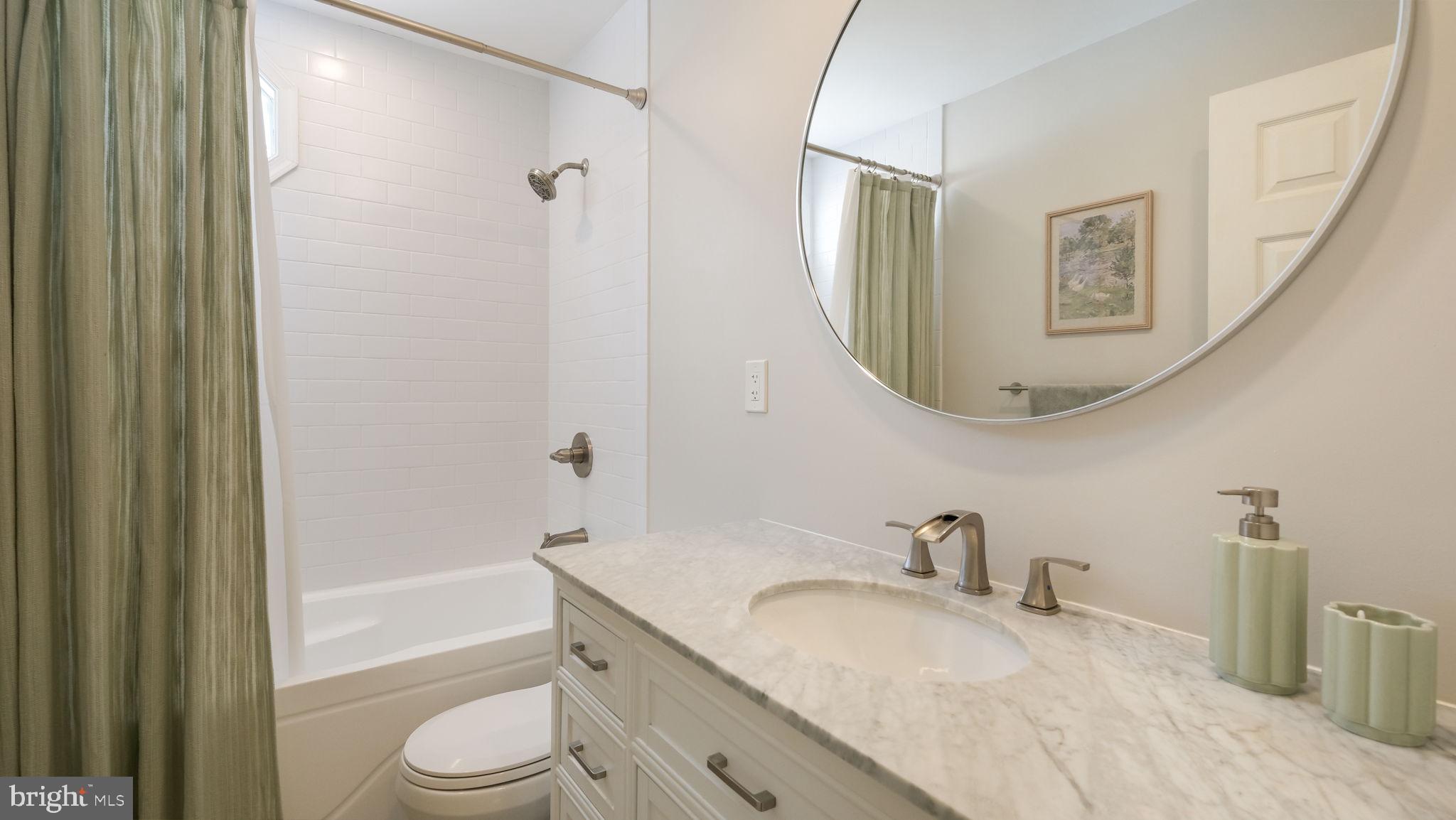 FAIRWAYS - Residential