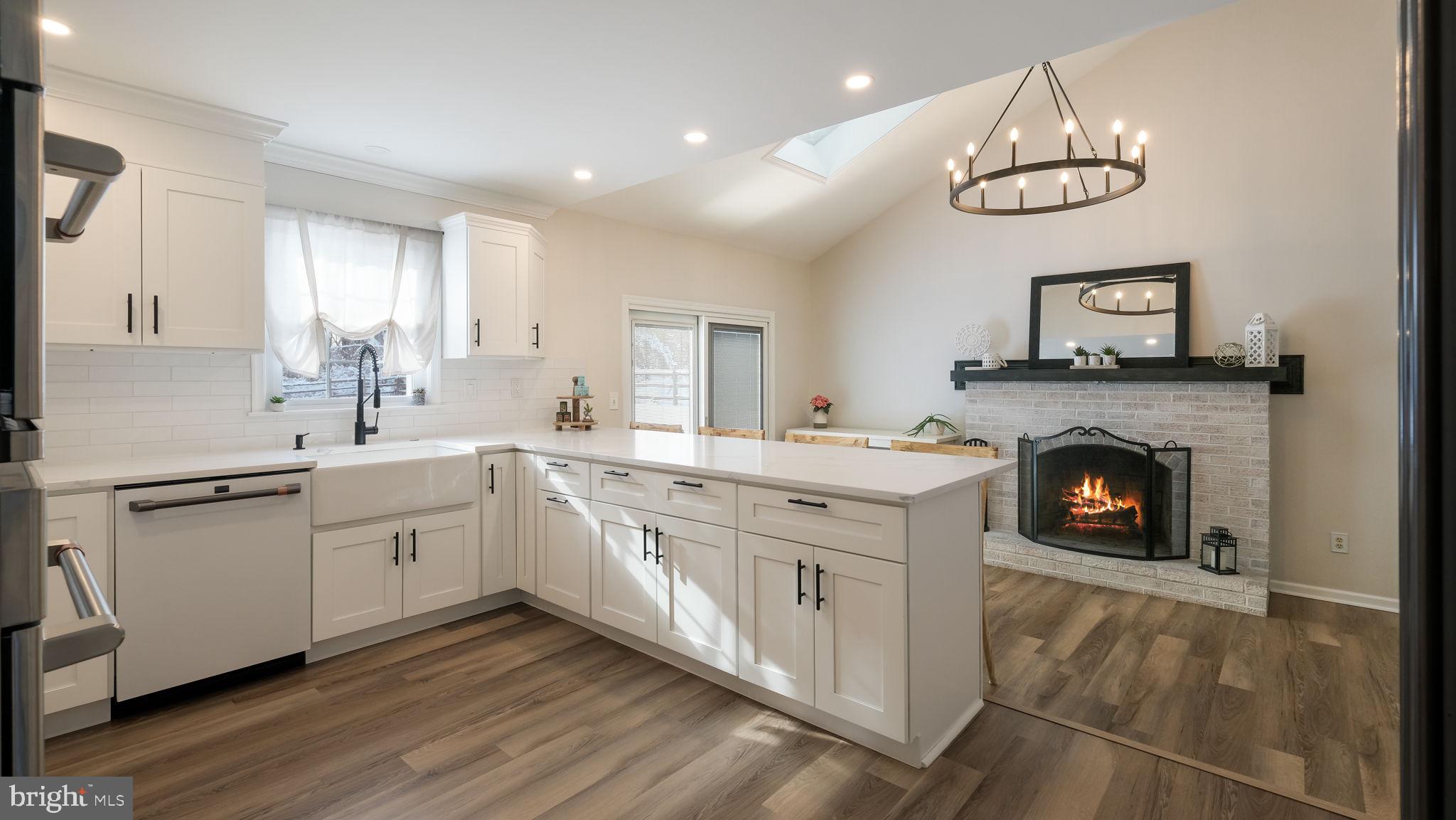 FAIRWAYS - Residential