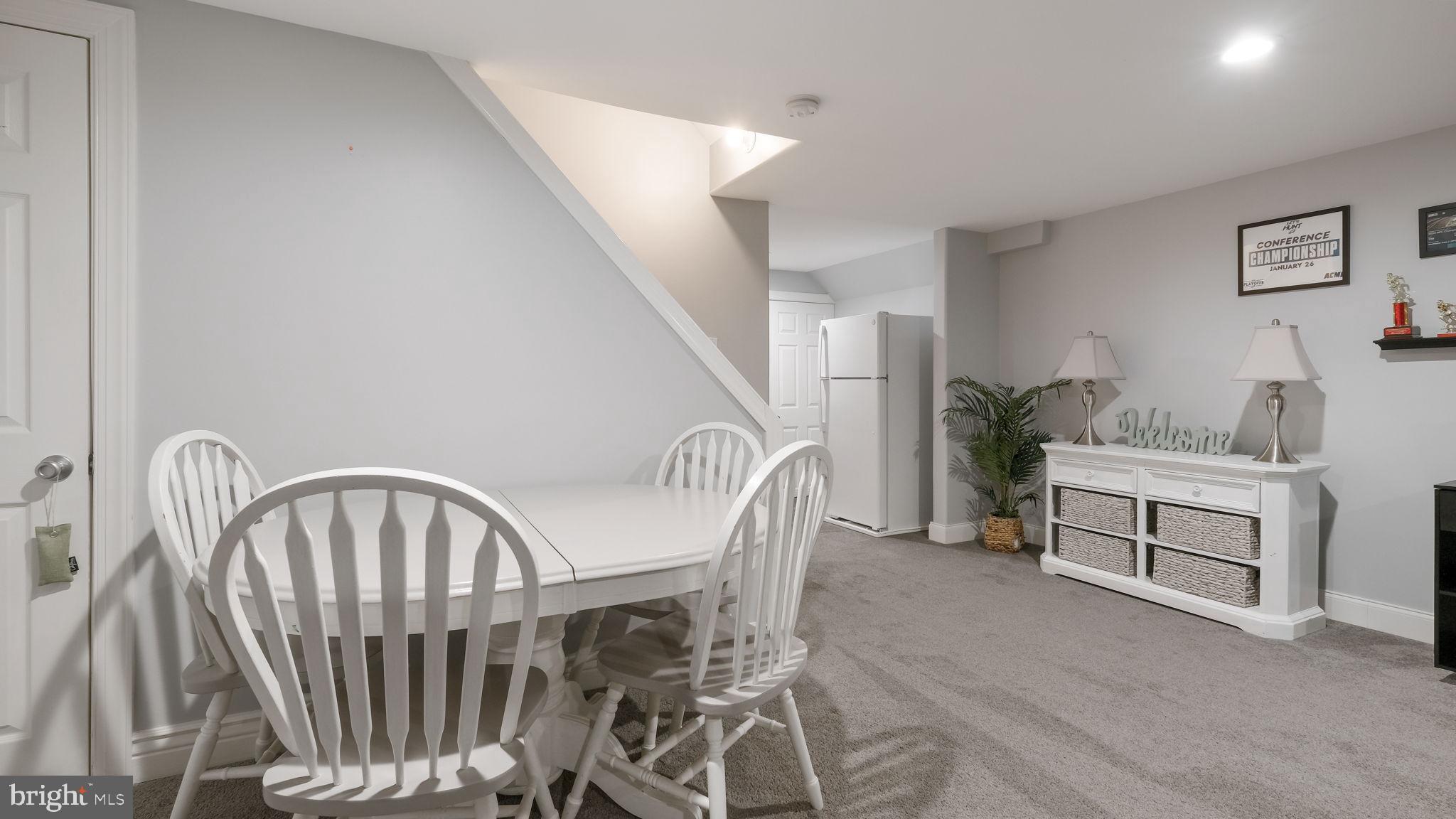 FAIRWAYS - Residential