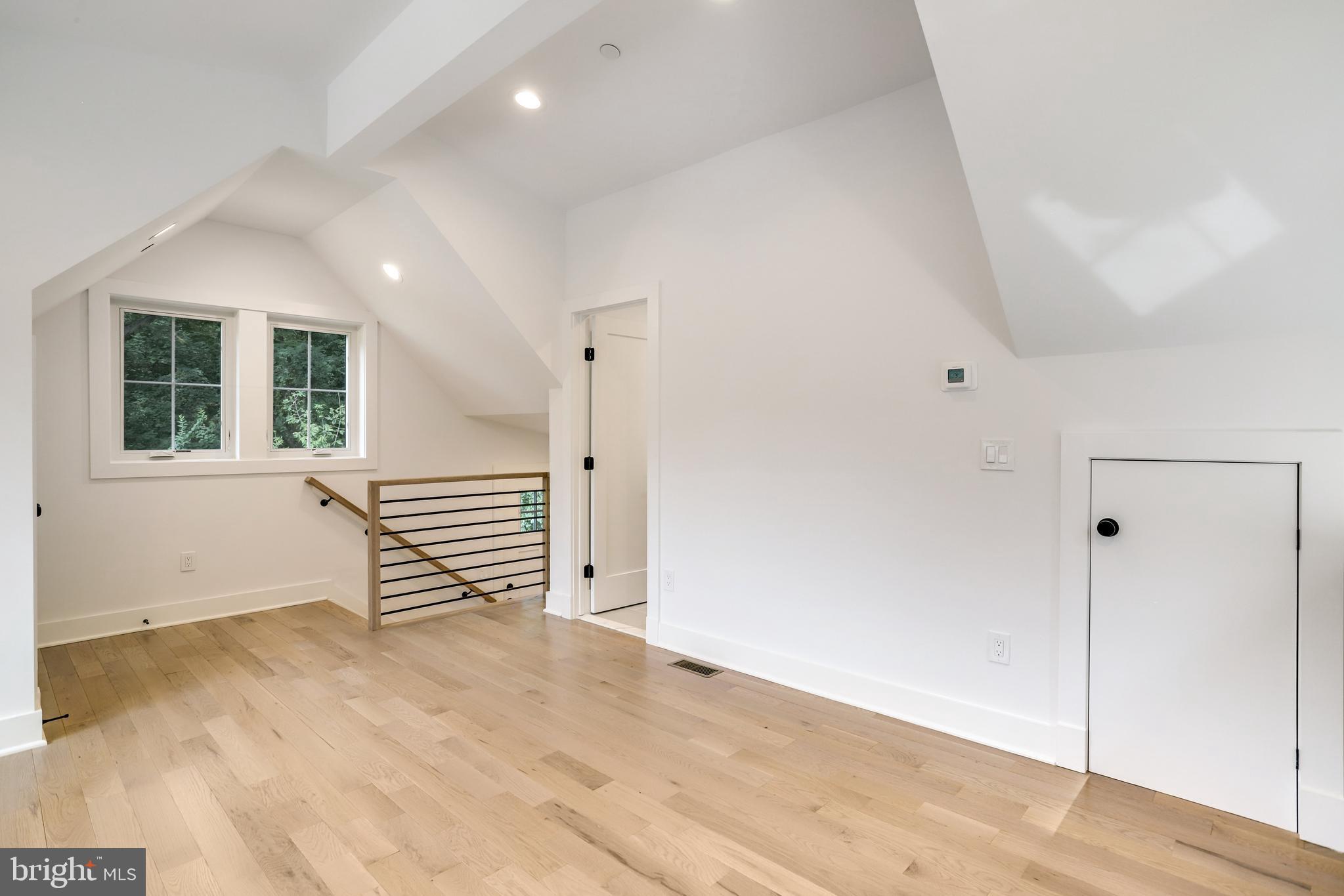 GARRETT PARK - Residential