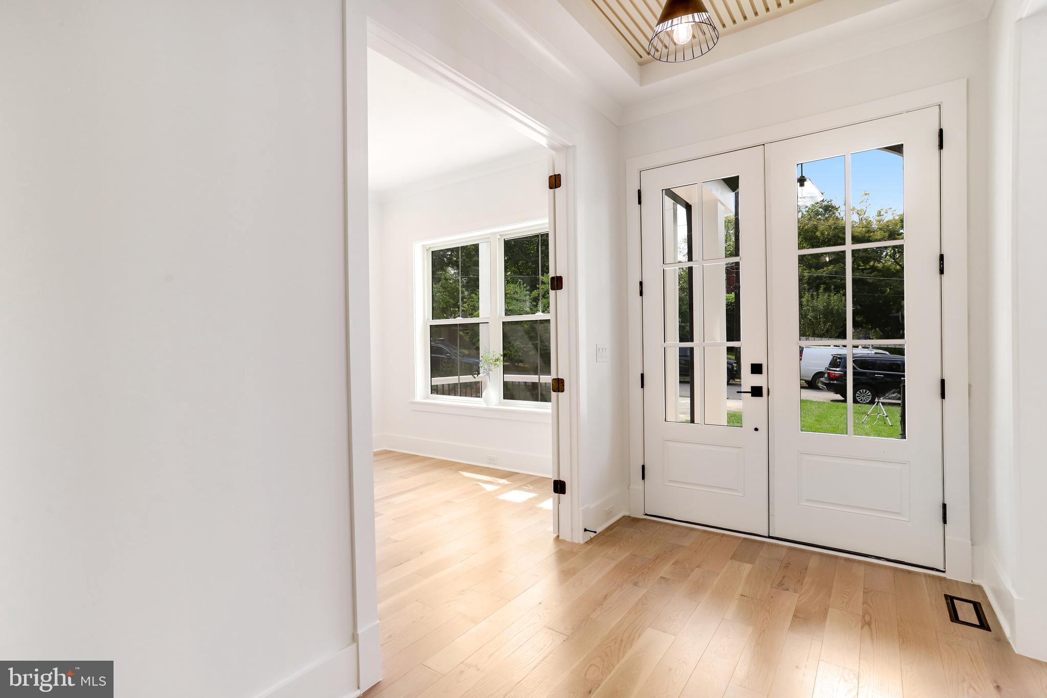 GARRETT PARK - Residential