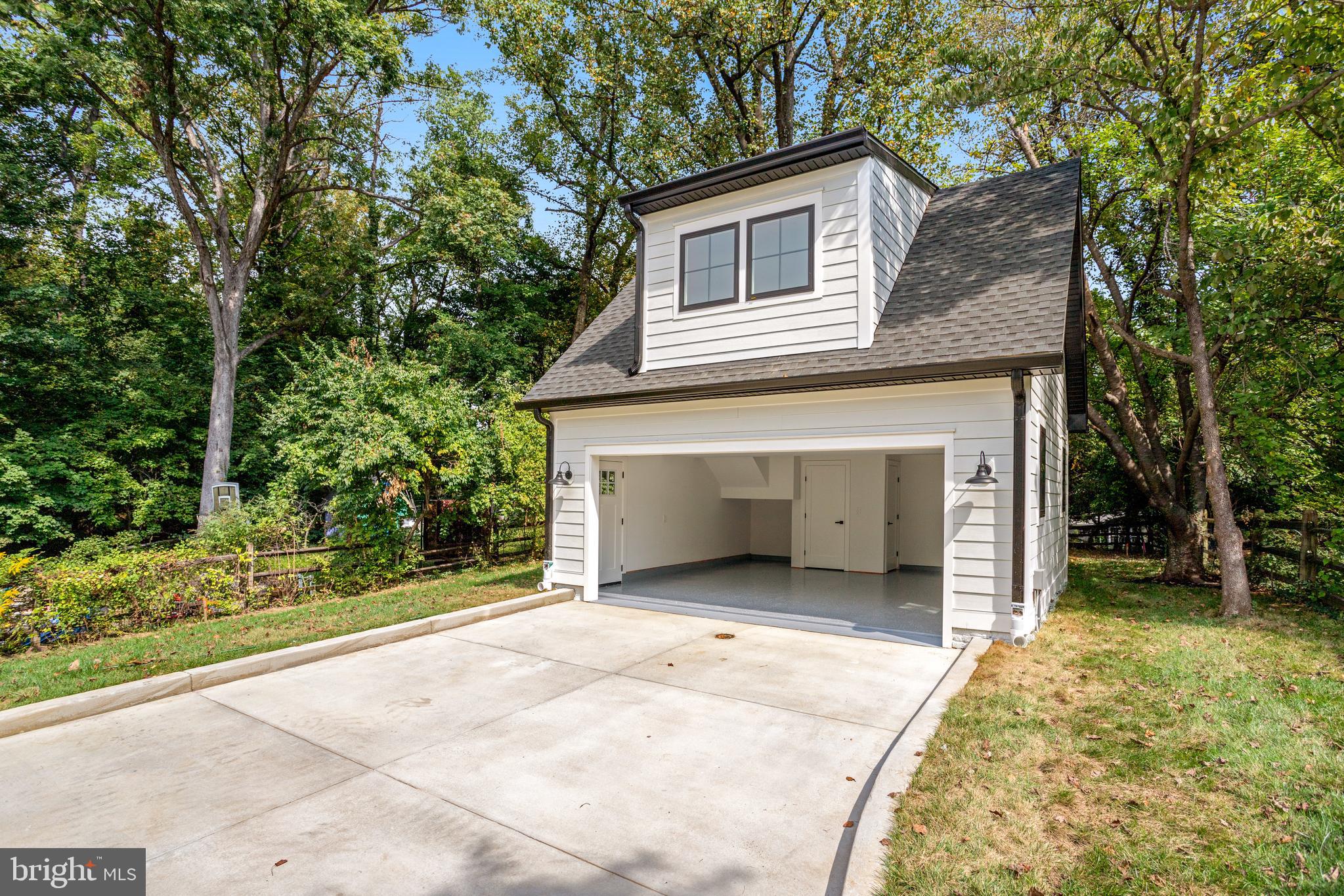 GARRETT PARK - Residential