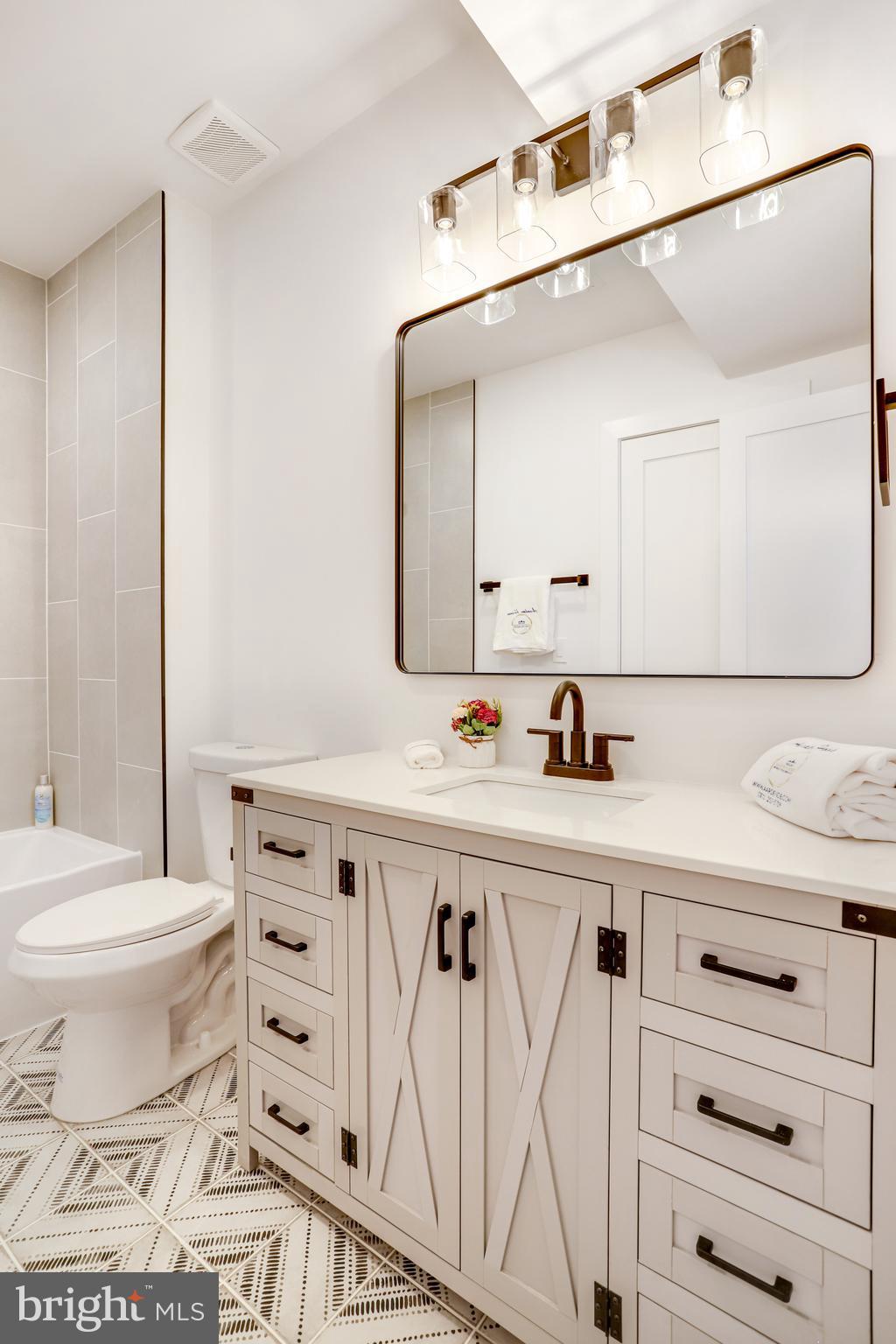 GARRETT PARK - Residential