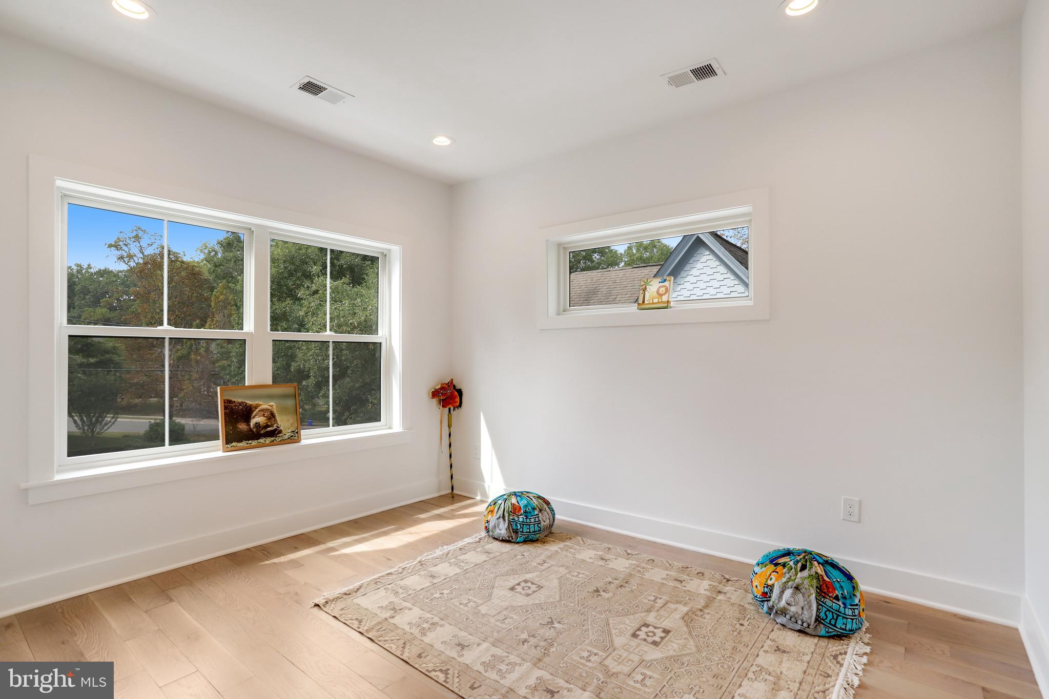 GARRETT PARK - Residential