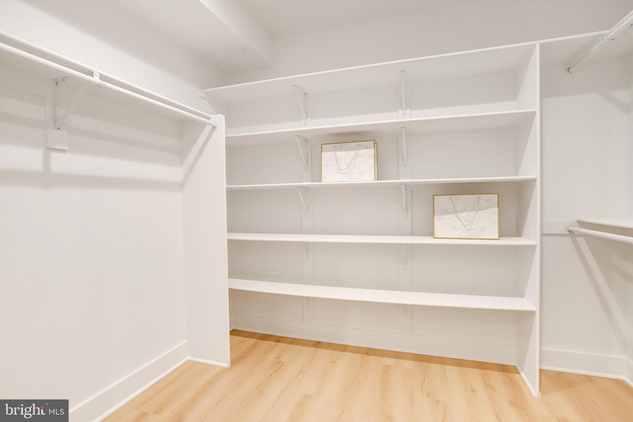 GARRETT PARK - Residential