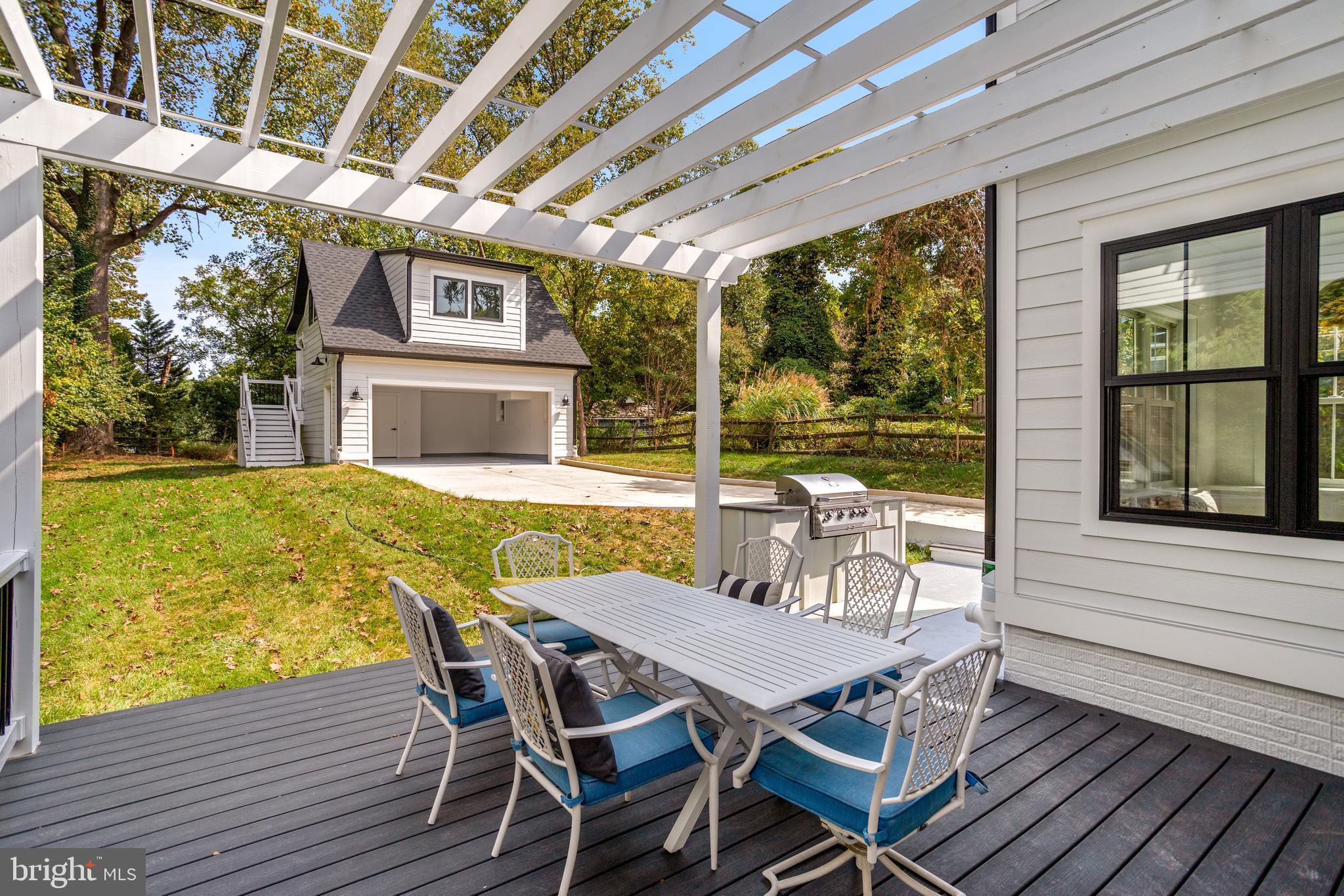 GARRETT PARK - Residential