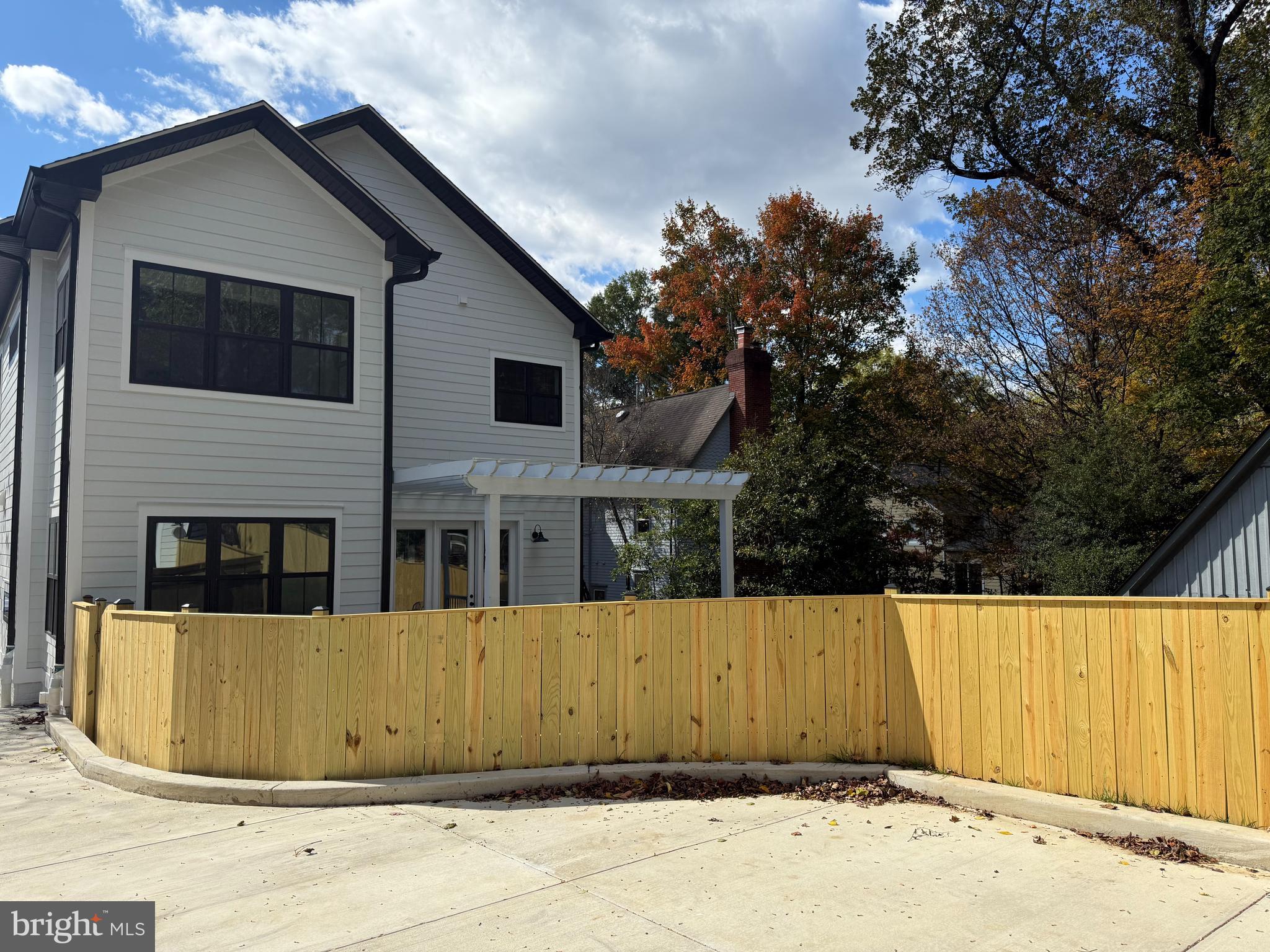 GARRETT PARK - Residential