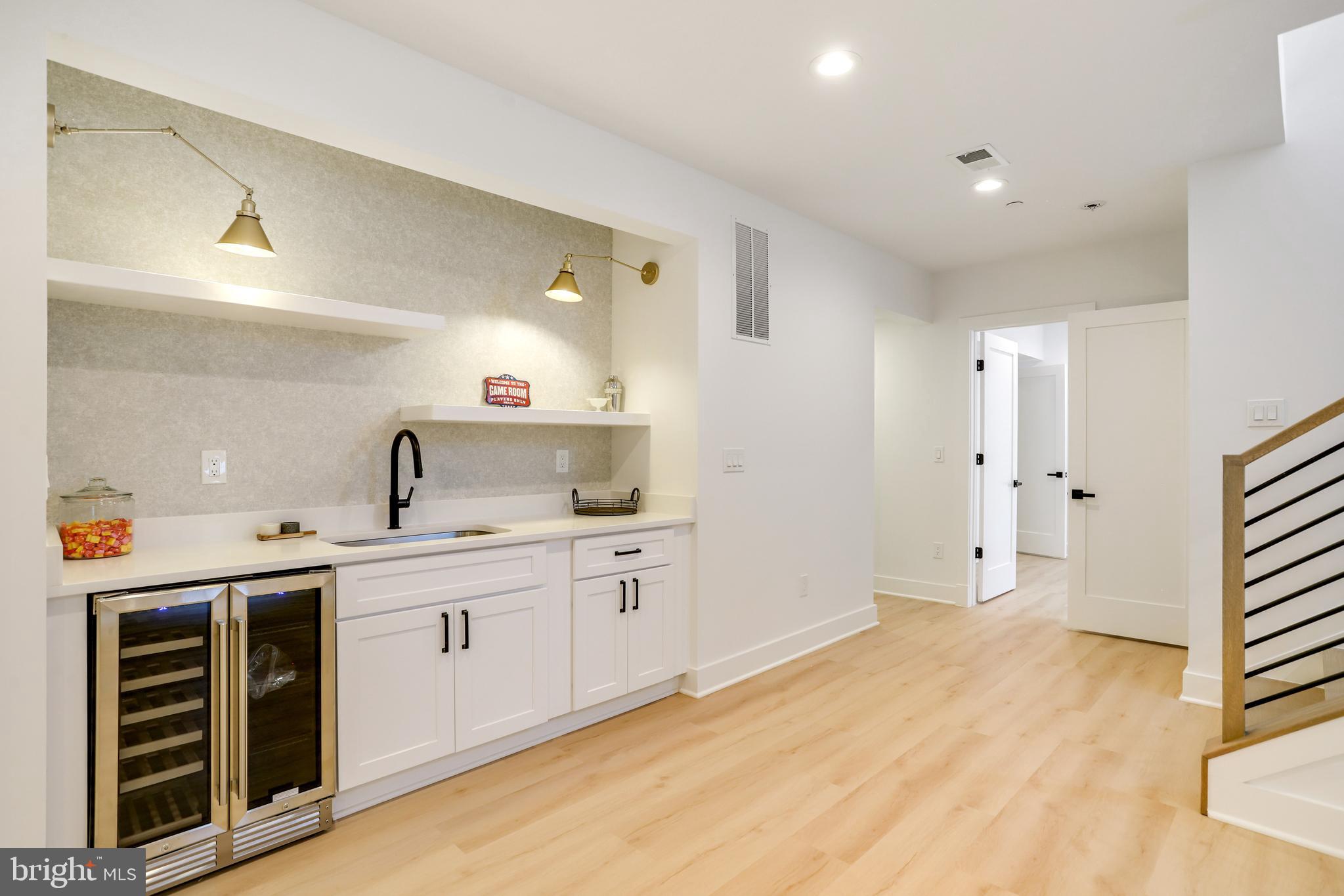 GARRETT PARK - Residential