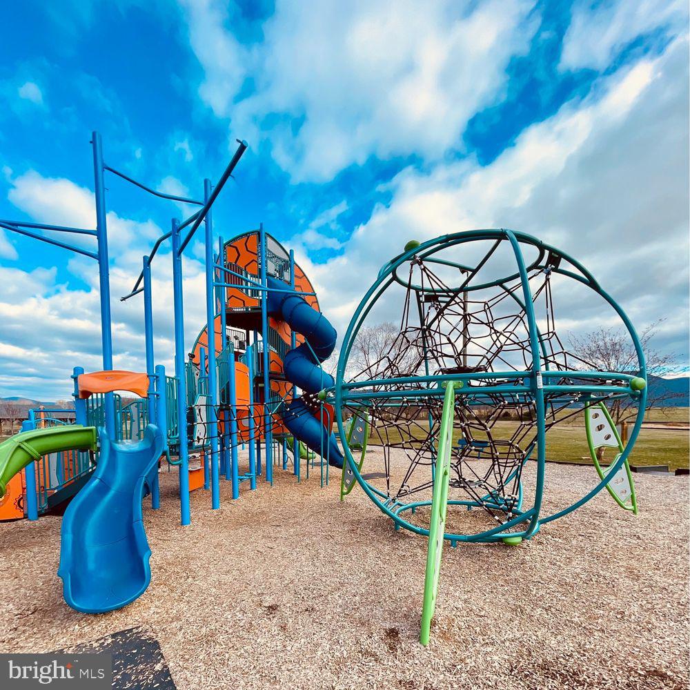 GARRETT PARK - Residential