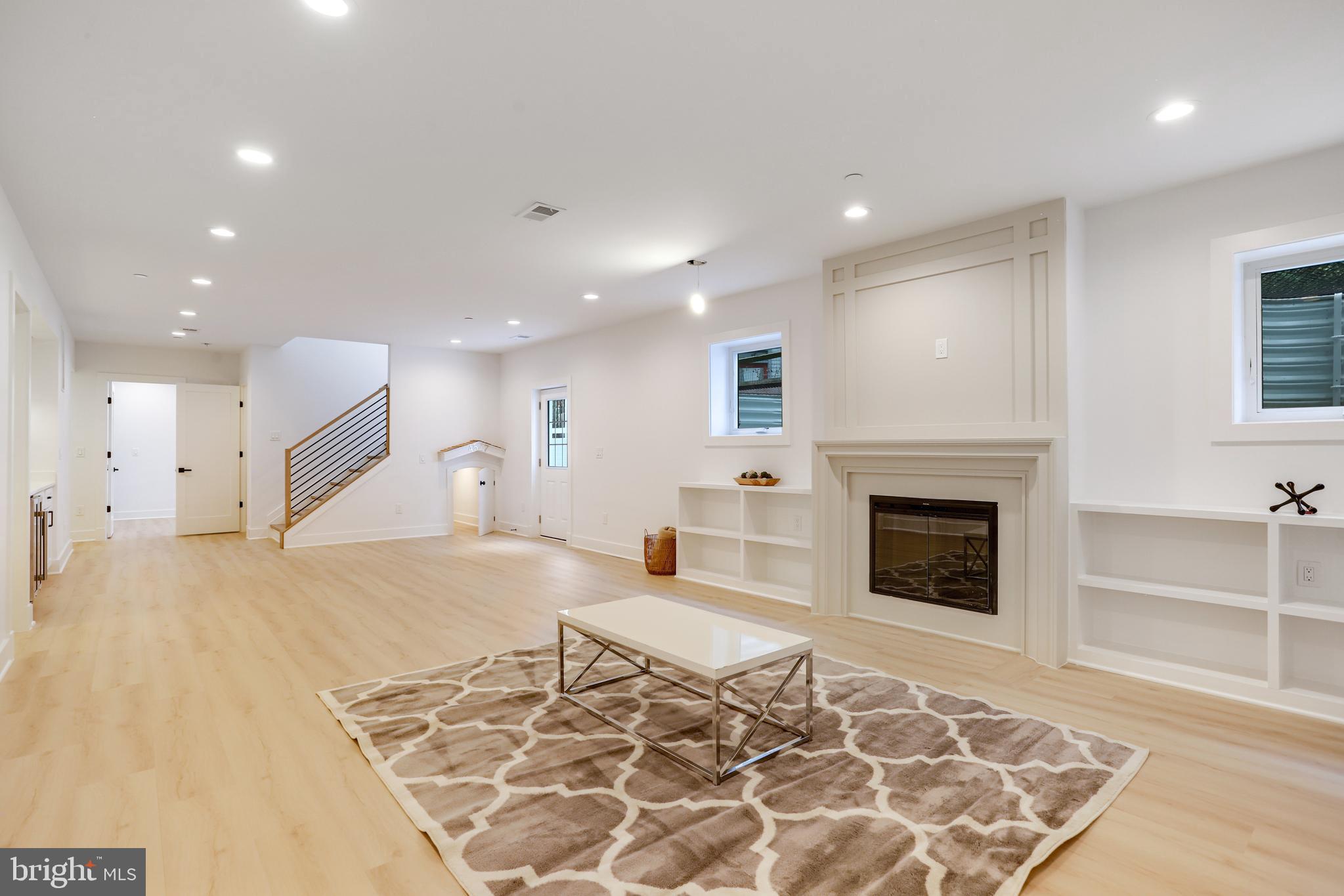 GARRETT PARK - Residential