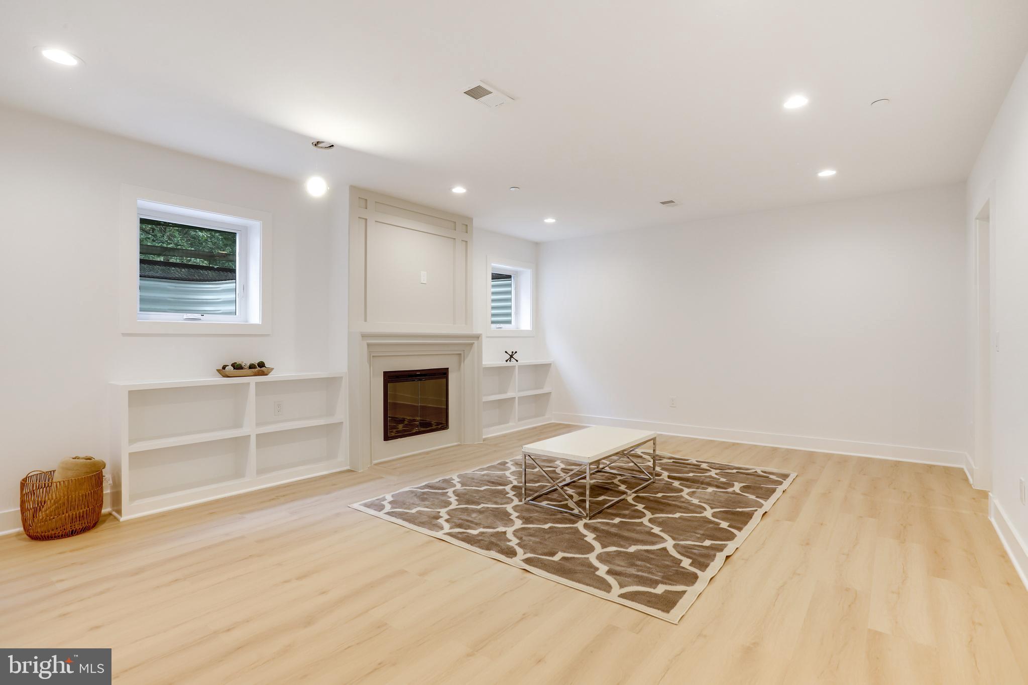 GARRETT PARK - Residential