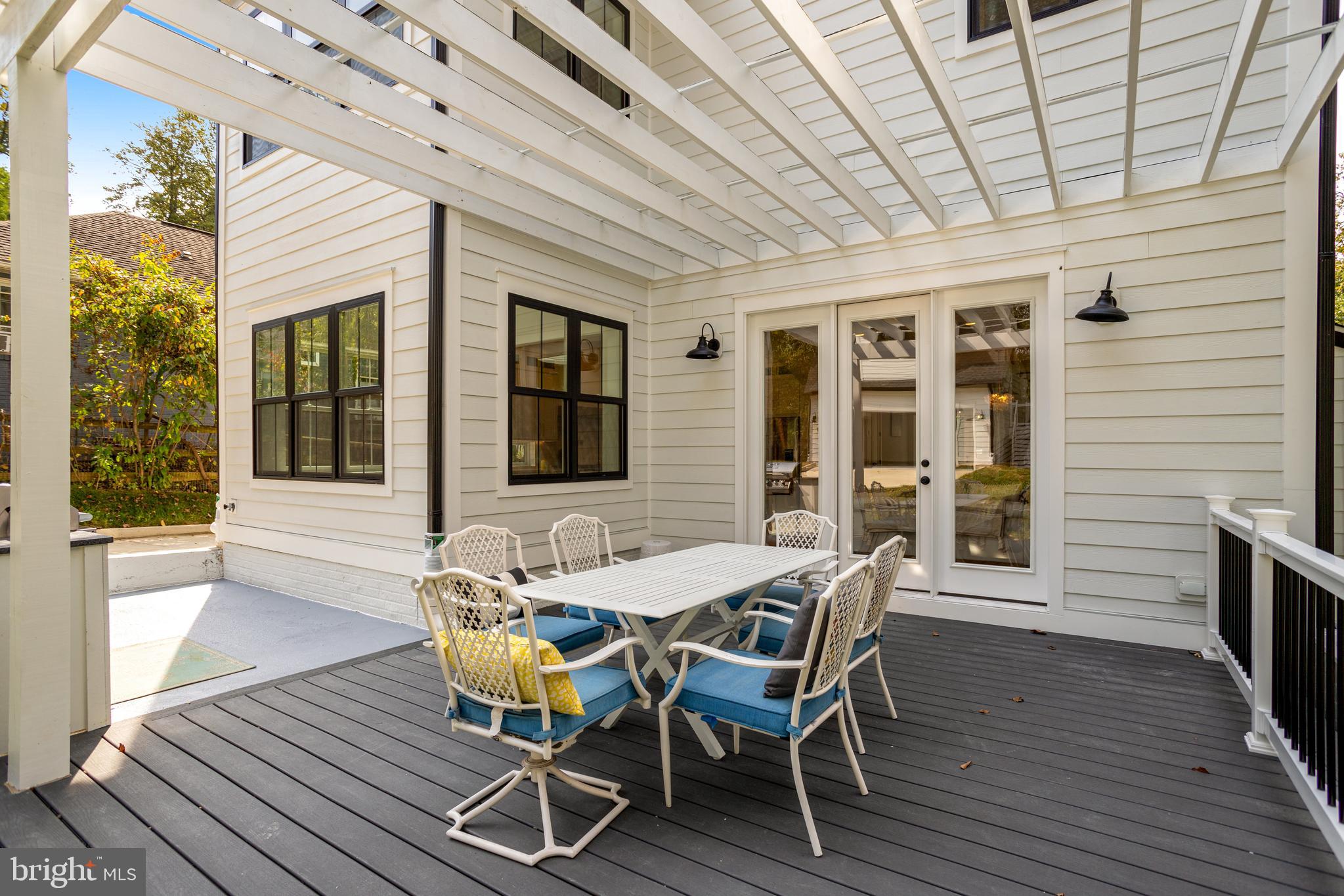 GARRETT PARK - Residential