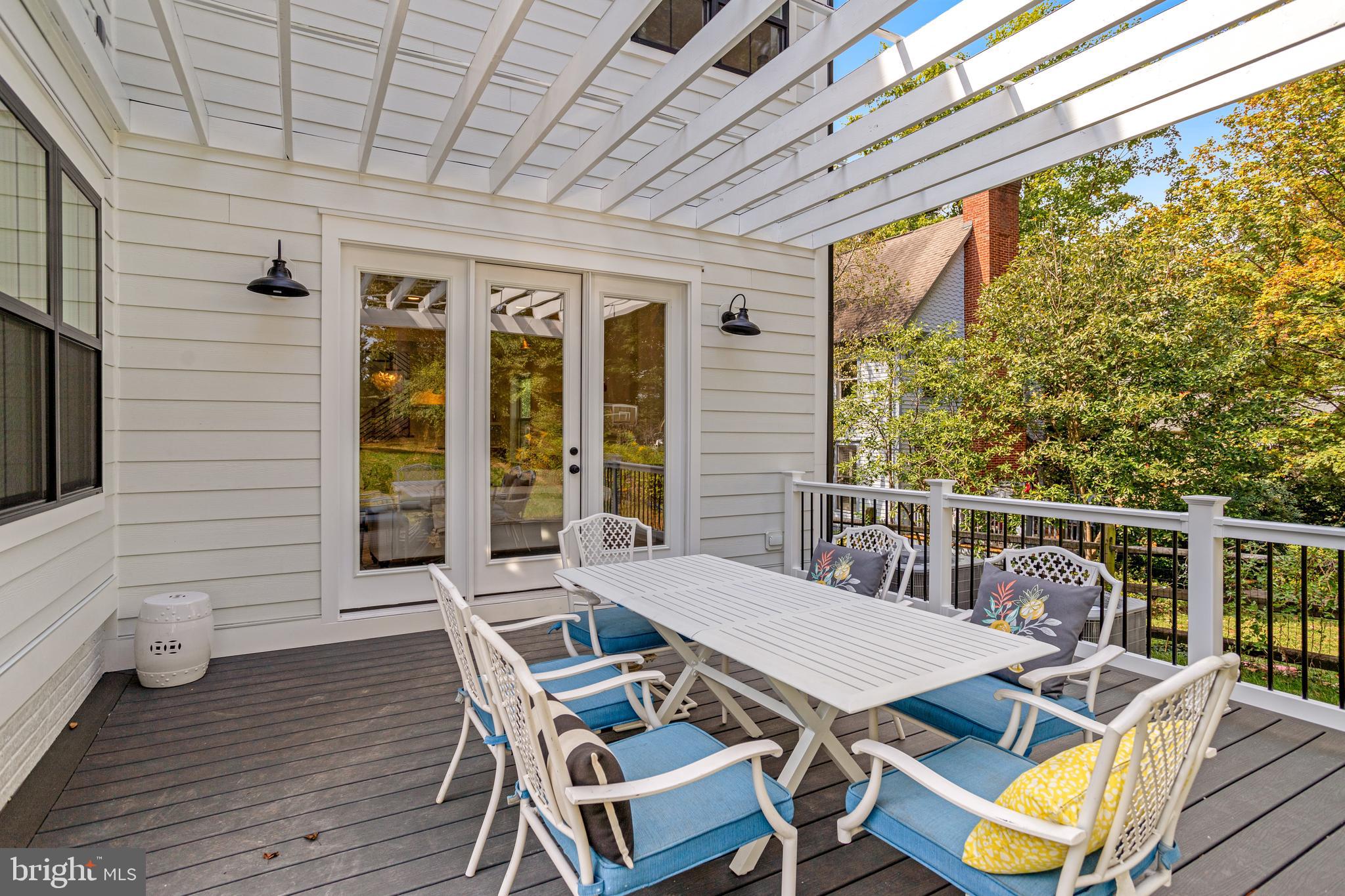 GARRETT PARK - Residential