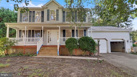 Homes For Sale - 11912 Arbor Glen Drive<br/> FREDERICKSBURG, VA 22407