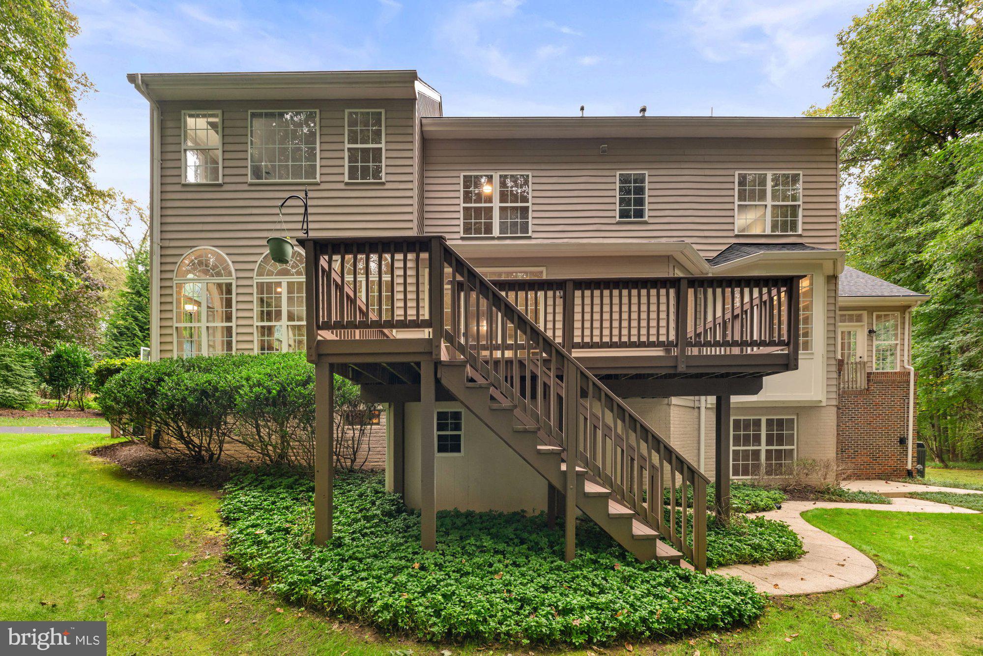 11689 HEINZ COURT