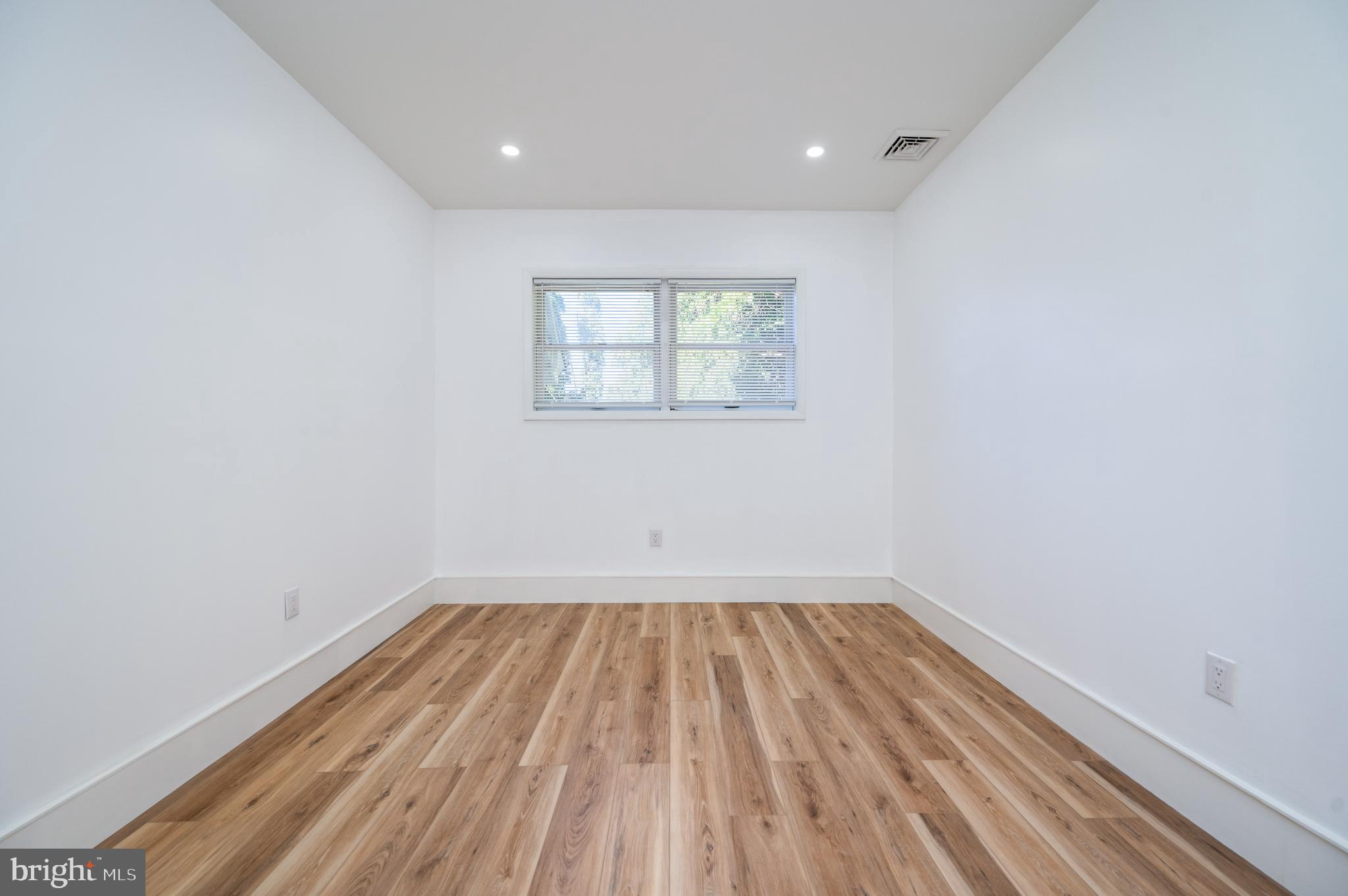 SHILLINGTON - Residential