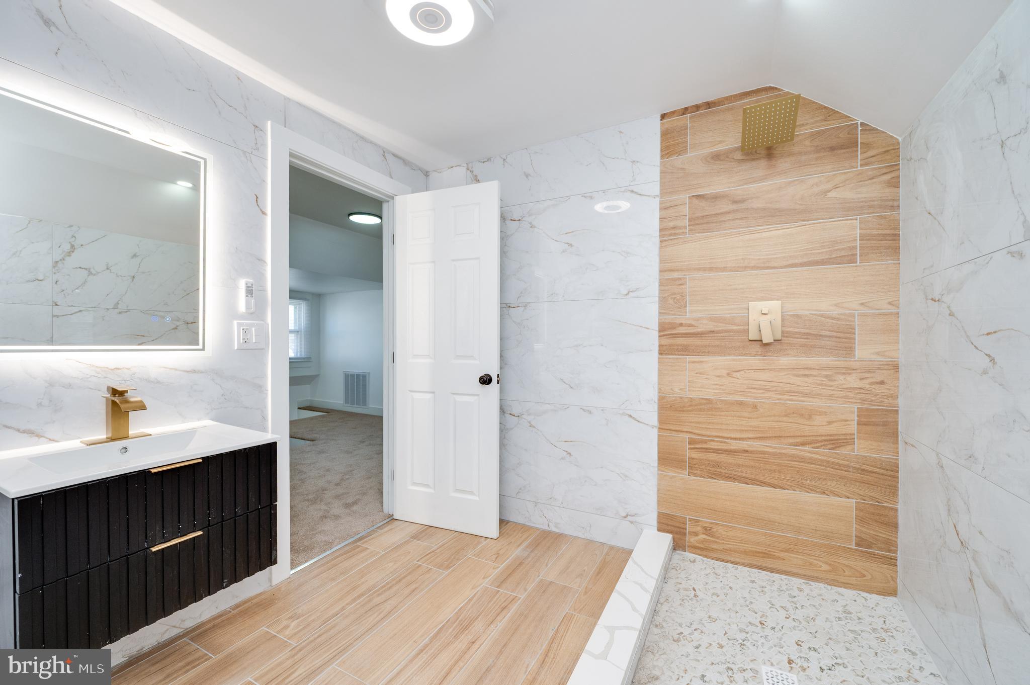 SHILLINGTON - Residential