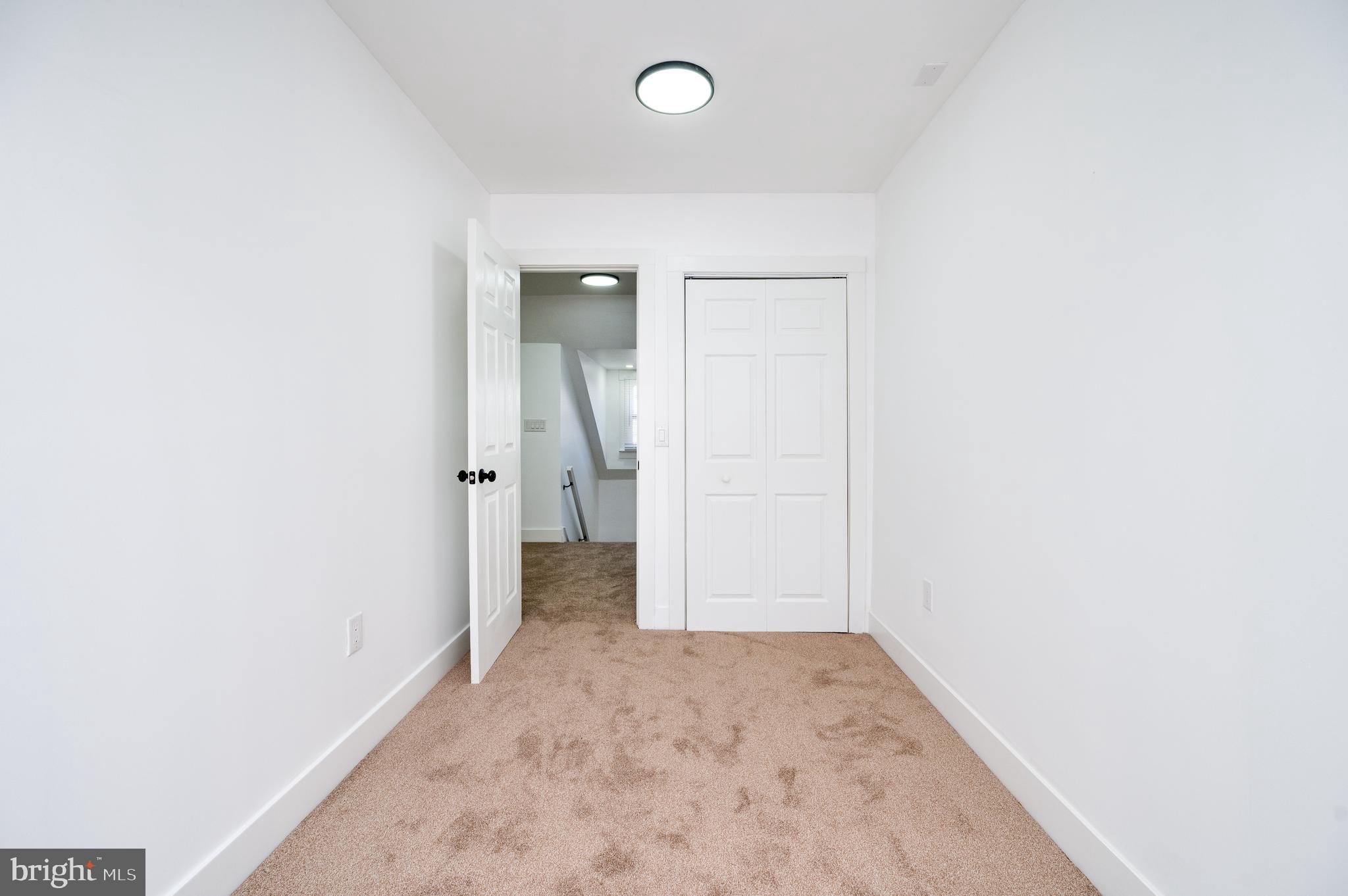 SHILLINGTON - Residential