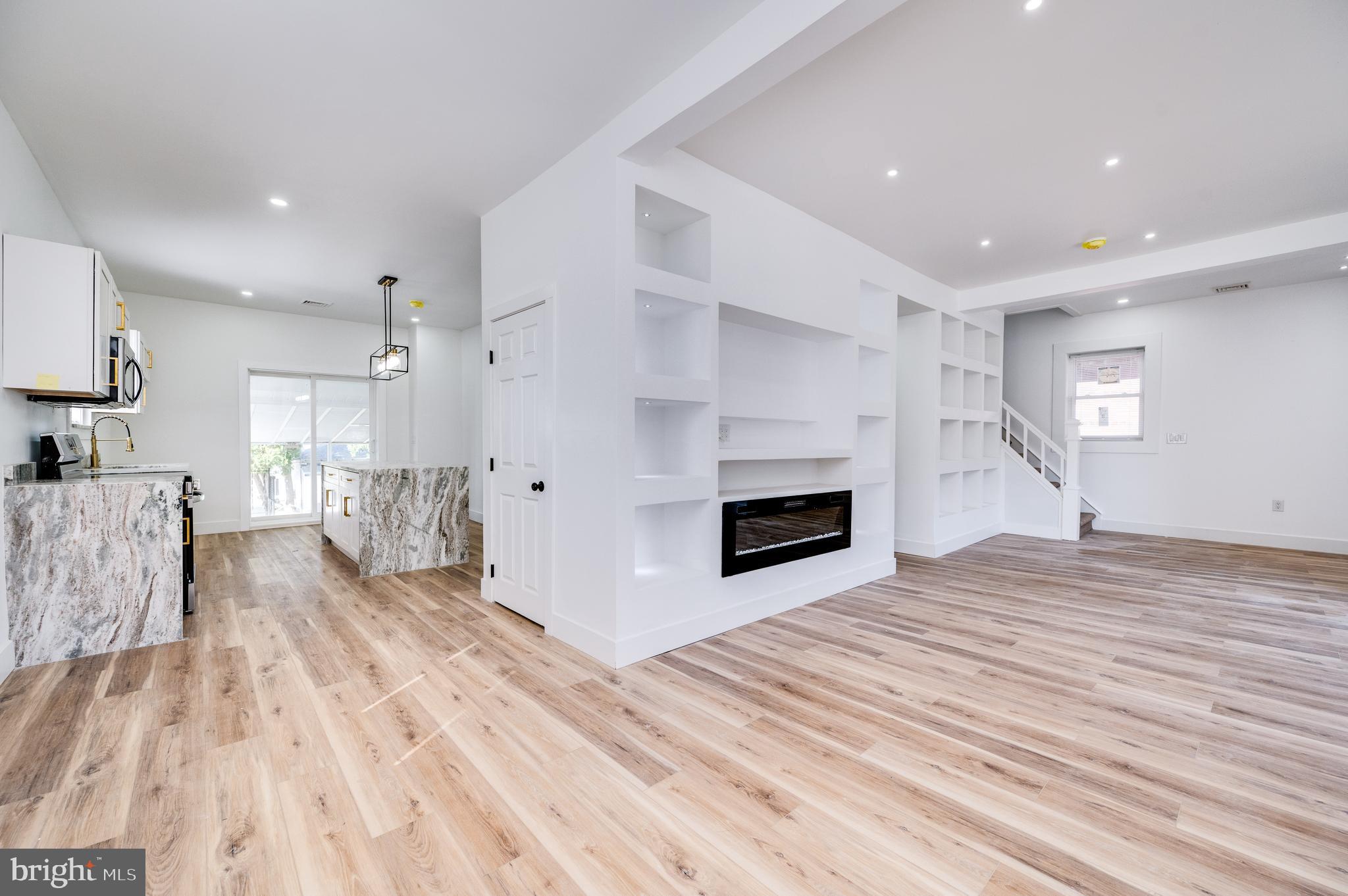 SHILLINGTON - Residential