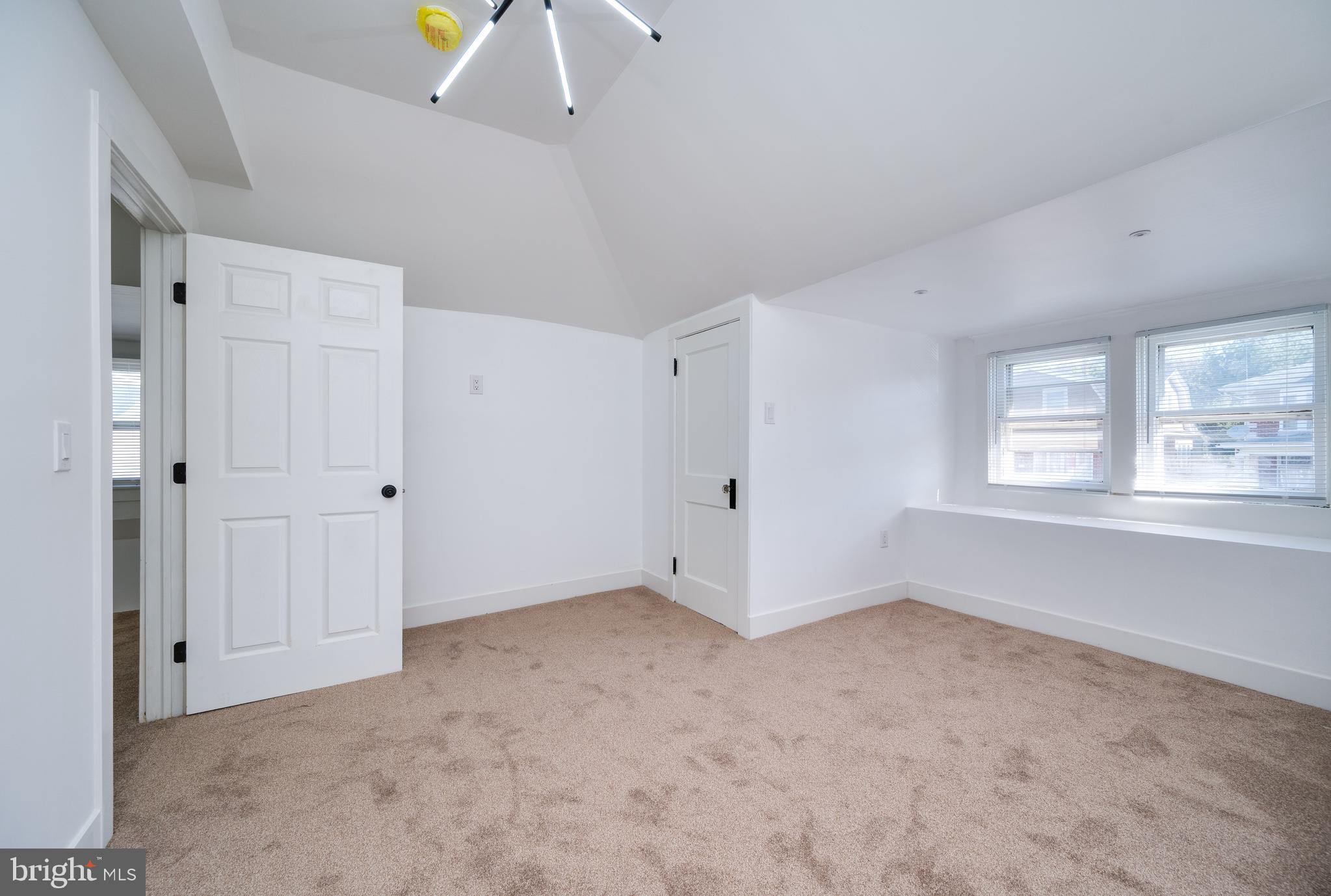 SHILLINGTON - Residential