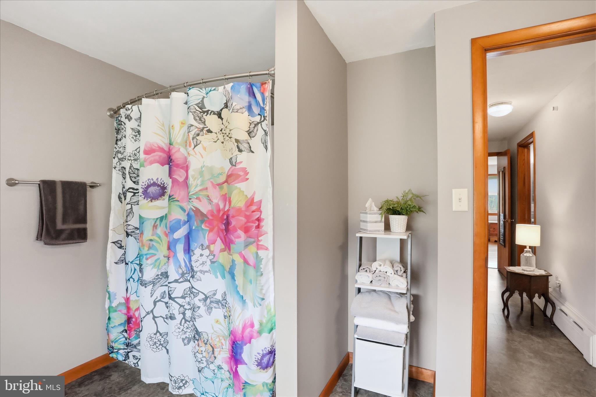 HOLLAR HEIGHTS - Residential