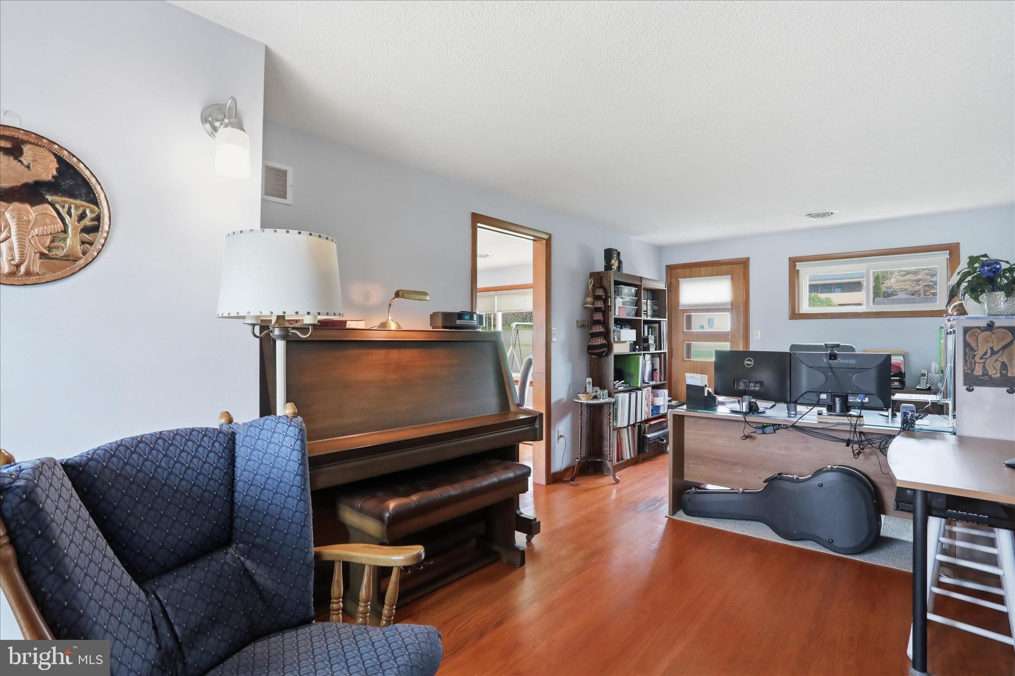 HOLLAR HEIGHTS - Residential