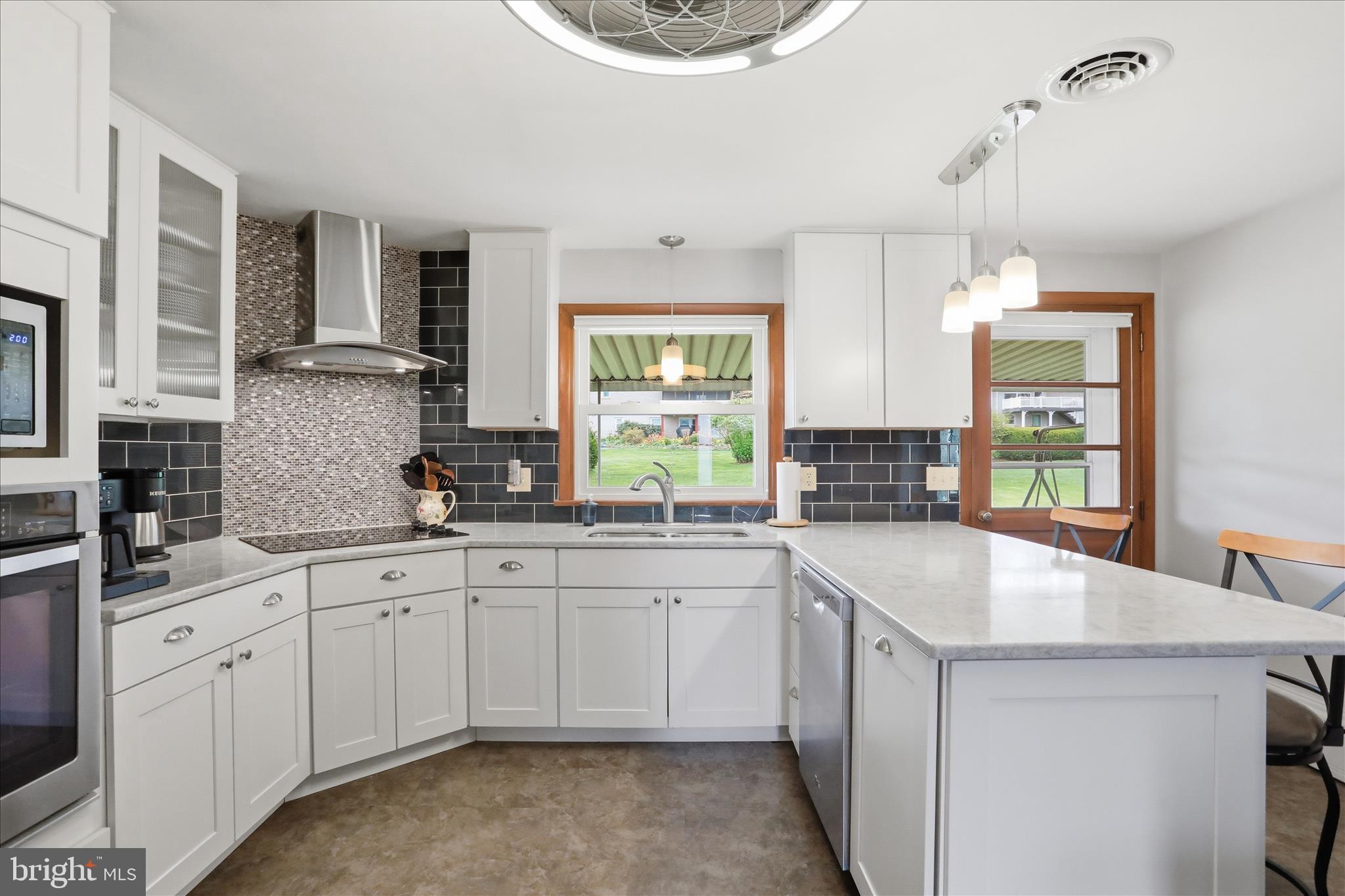 HOLLAR HEIGHTS - Residential