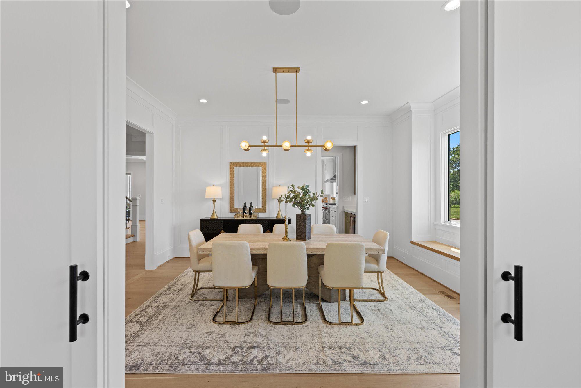 CHURCHILL - Residential
