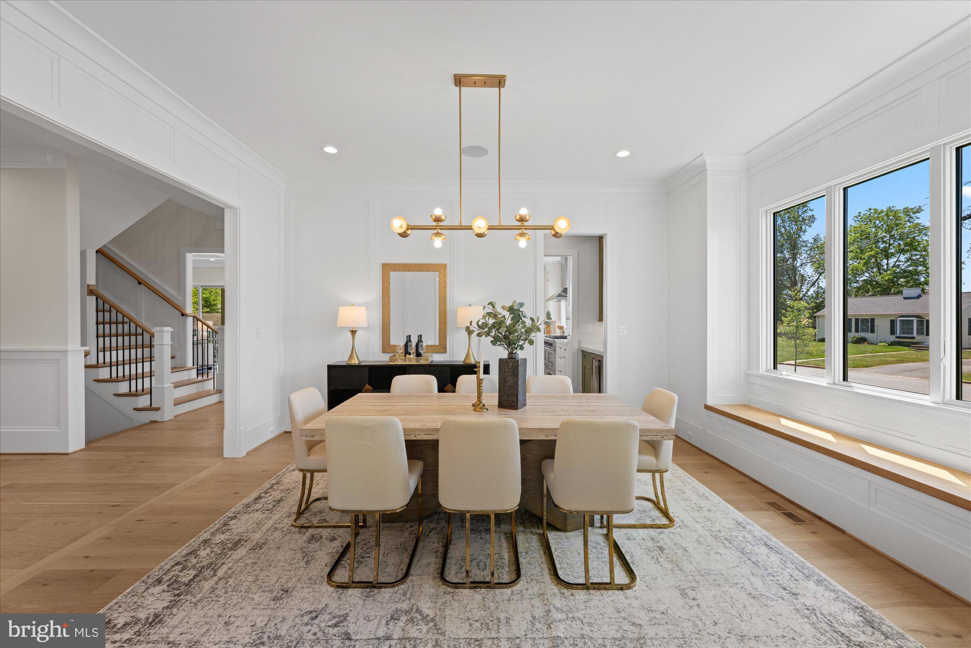 CHURCHILL - Residential